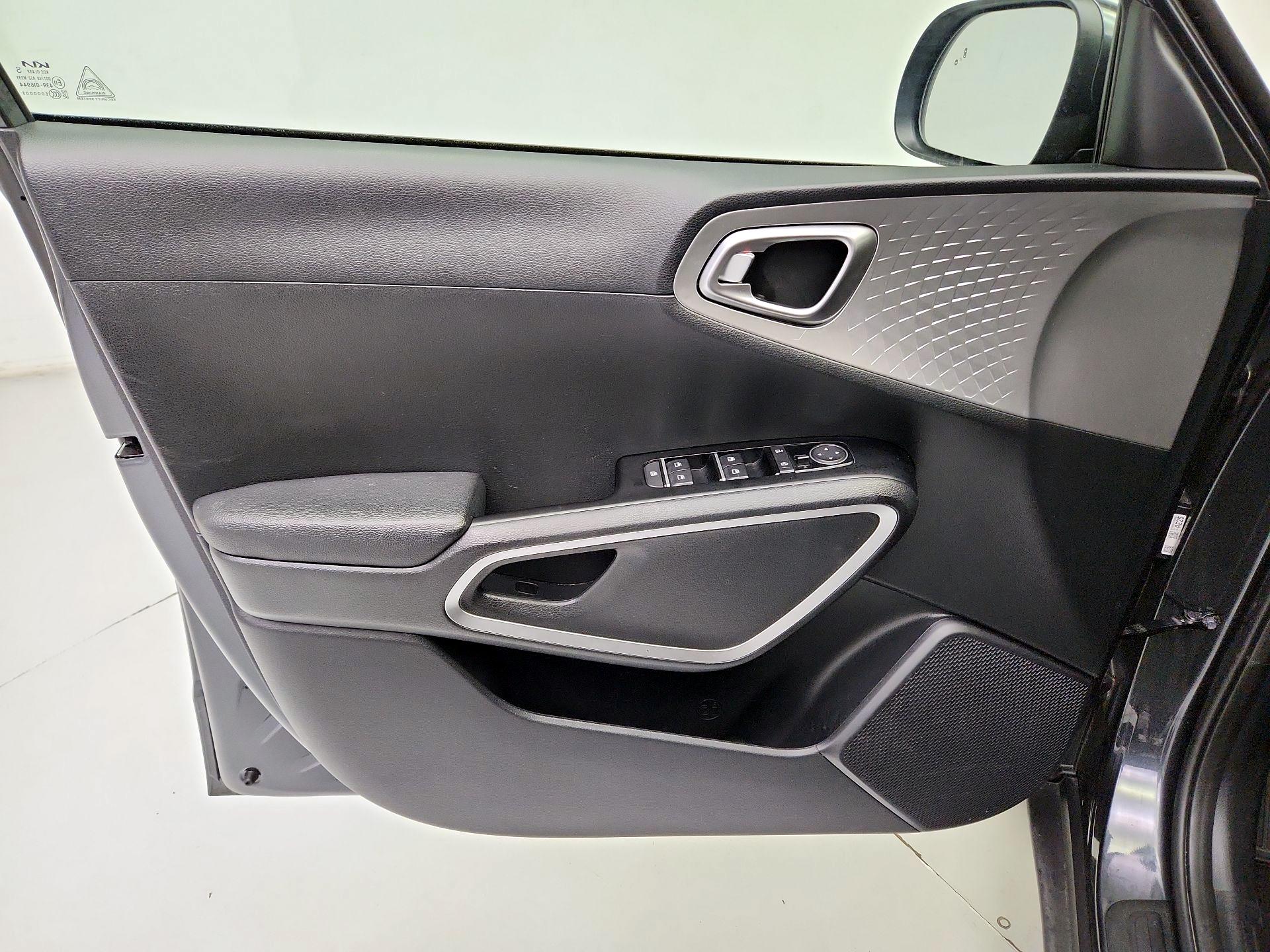 Thumbnail: 2025 Kia Soul - 12