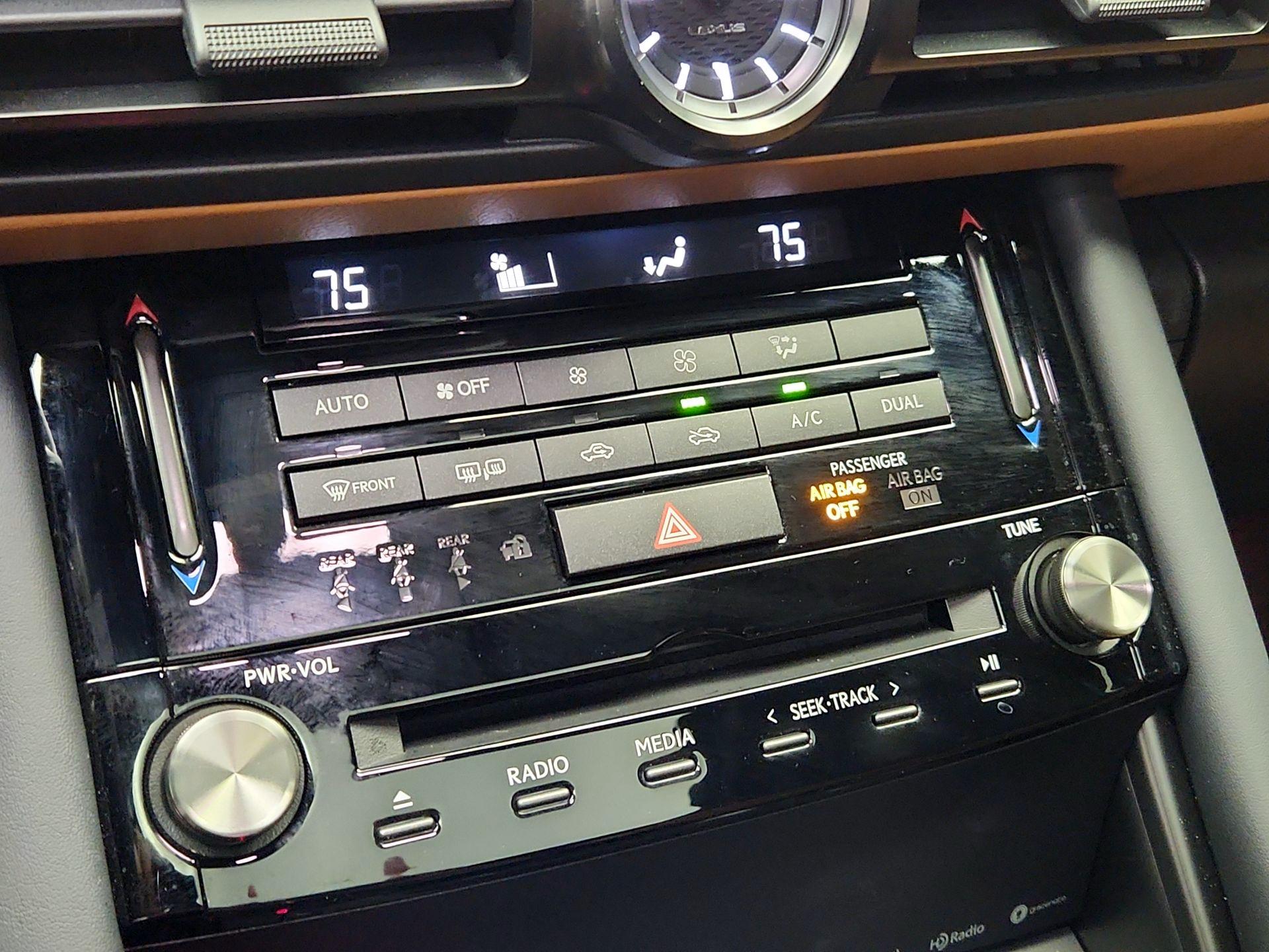 Thumbnail: 2025 Lexus IS - 16