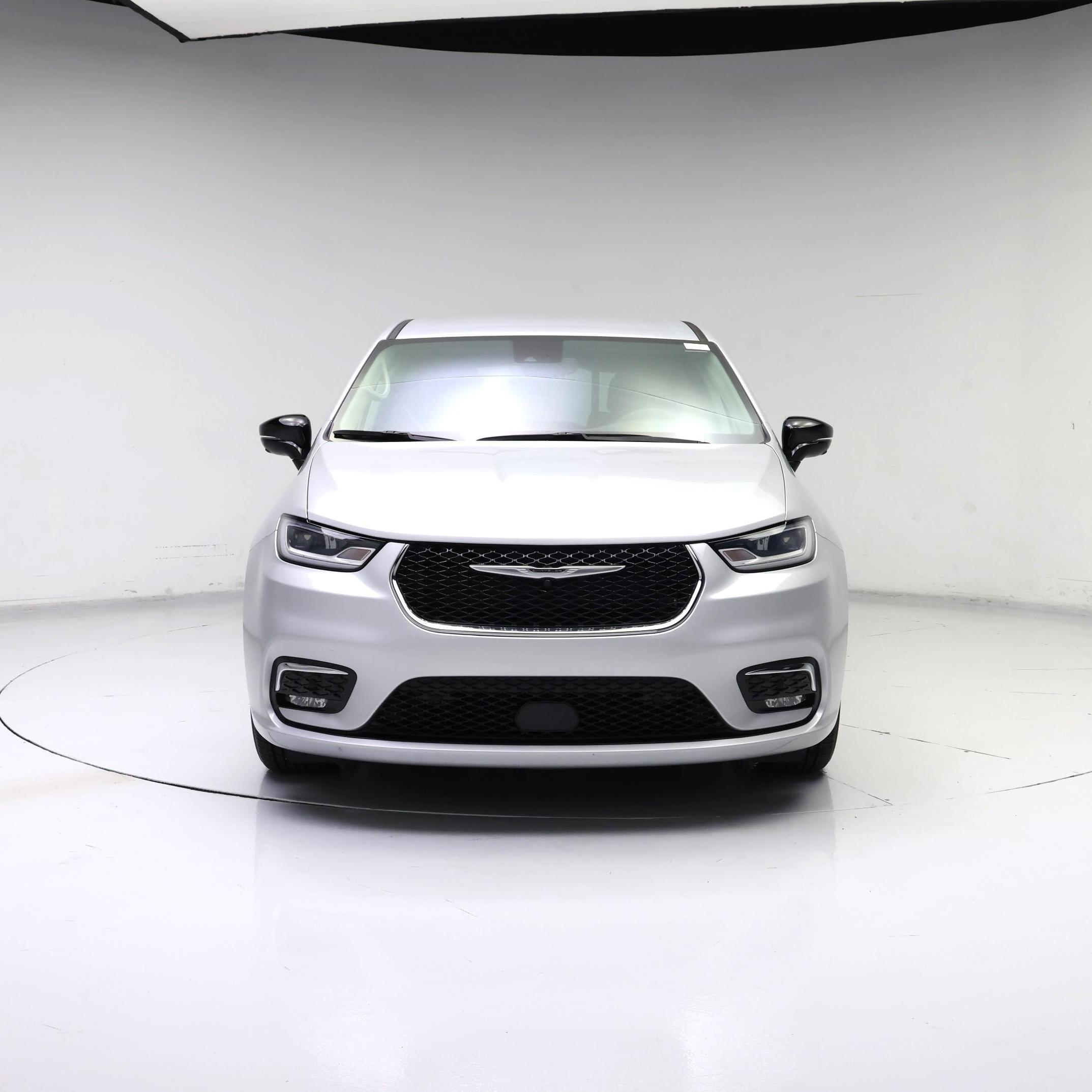 Thumbnail: 2024 Chrysler Pacifica - 5