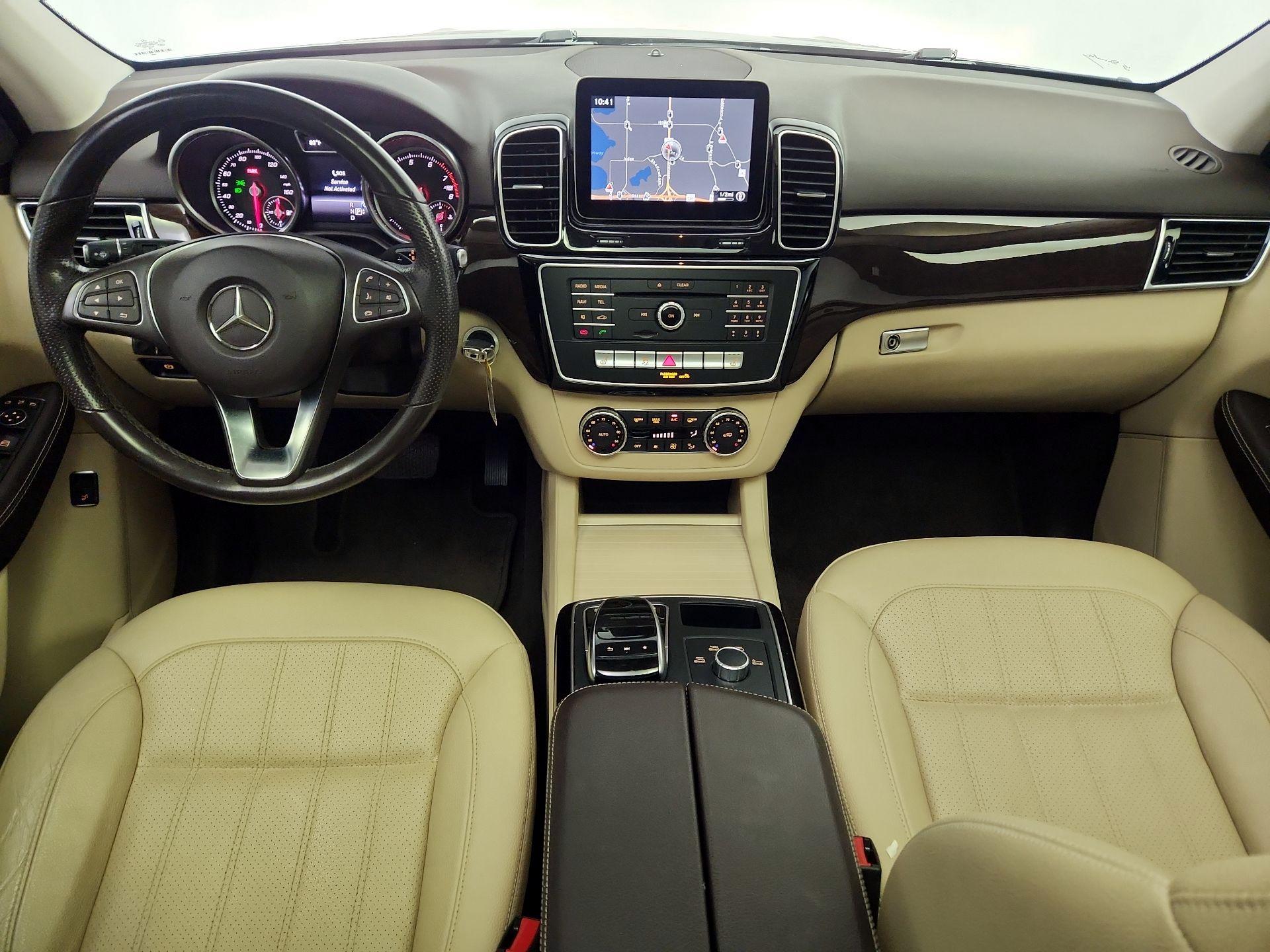 Thumbnail: 2017 Mercedes-Benz GLE - 9