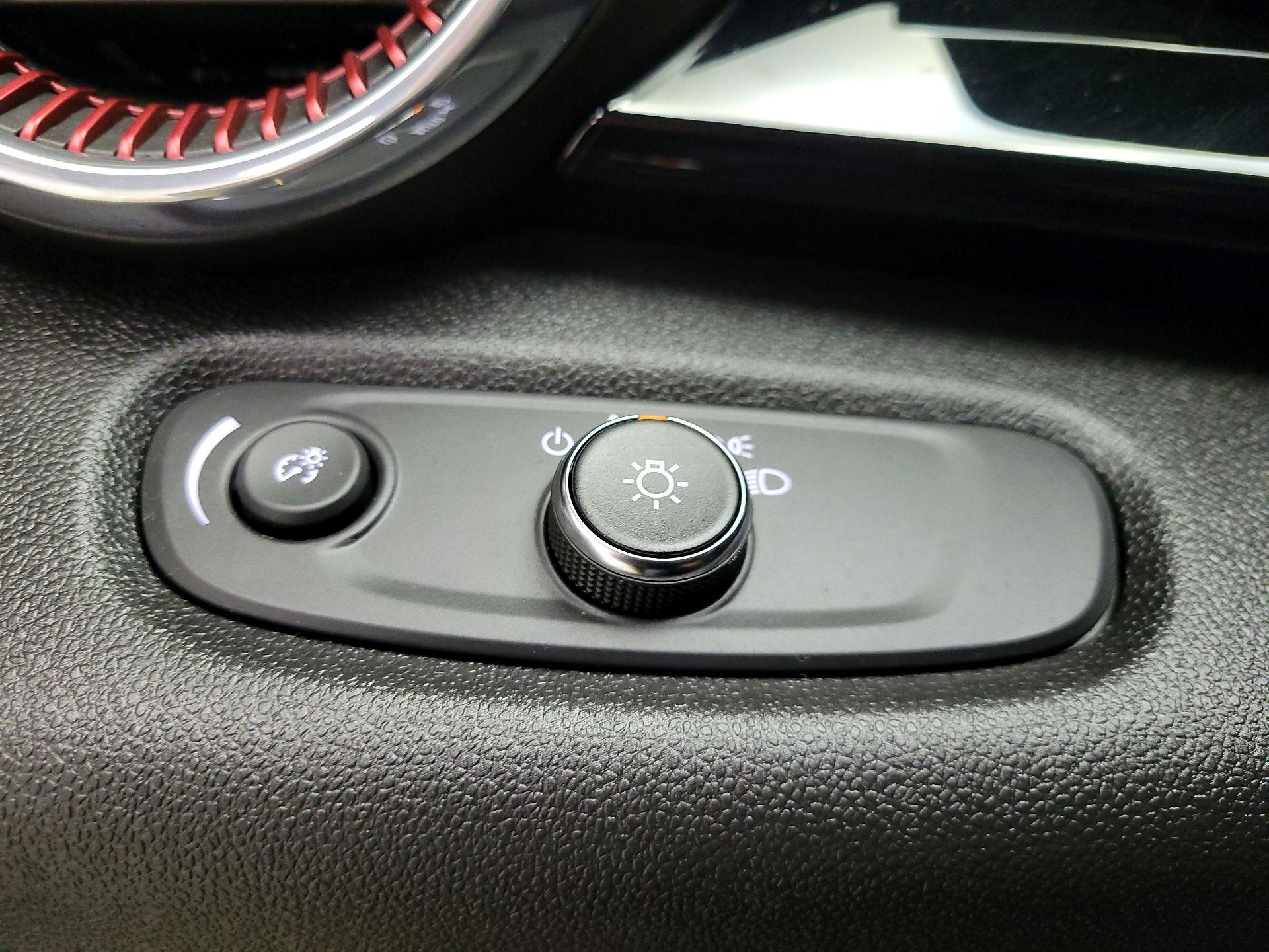 Thumbnail: 2025 Chevrolet Trax - 13