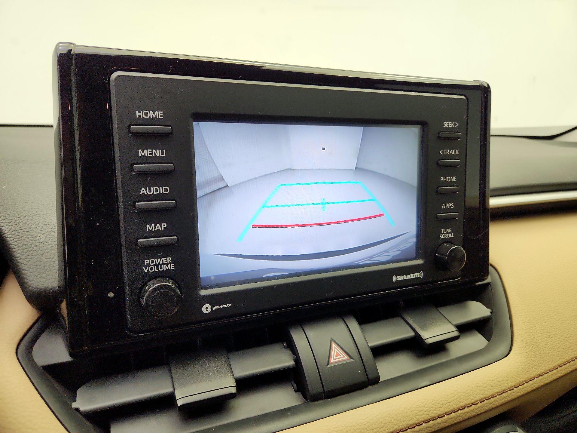 Thumbnail: 2021 Toyota RAV4 - 14