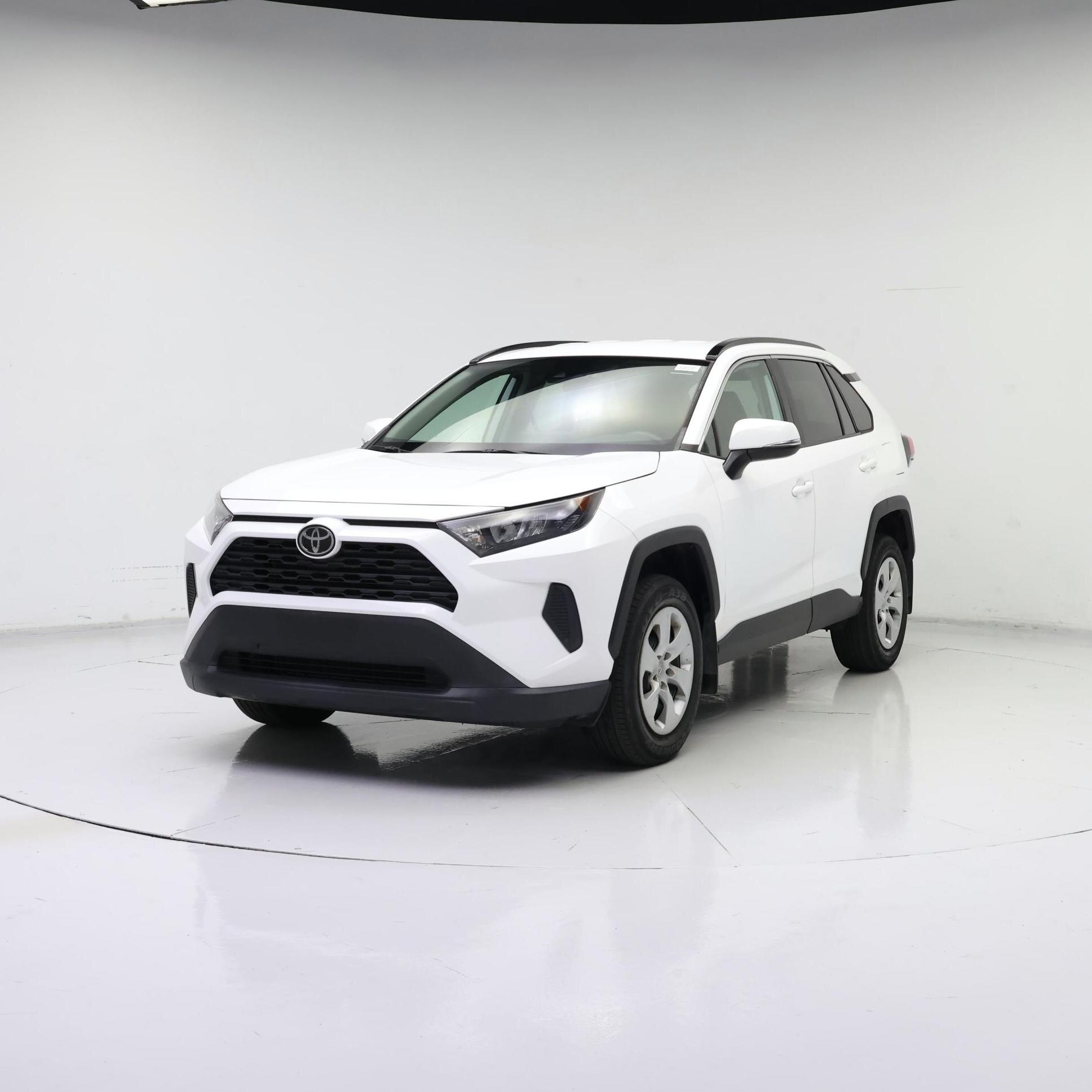 Thumbnail: 2021 Toyota RAV4 - 4