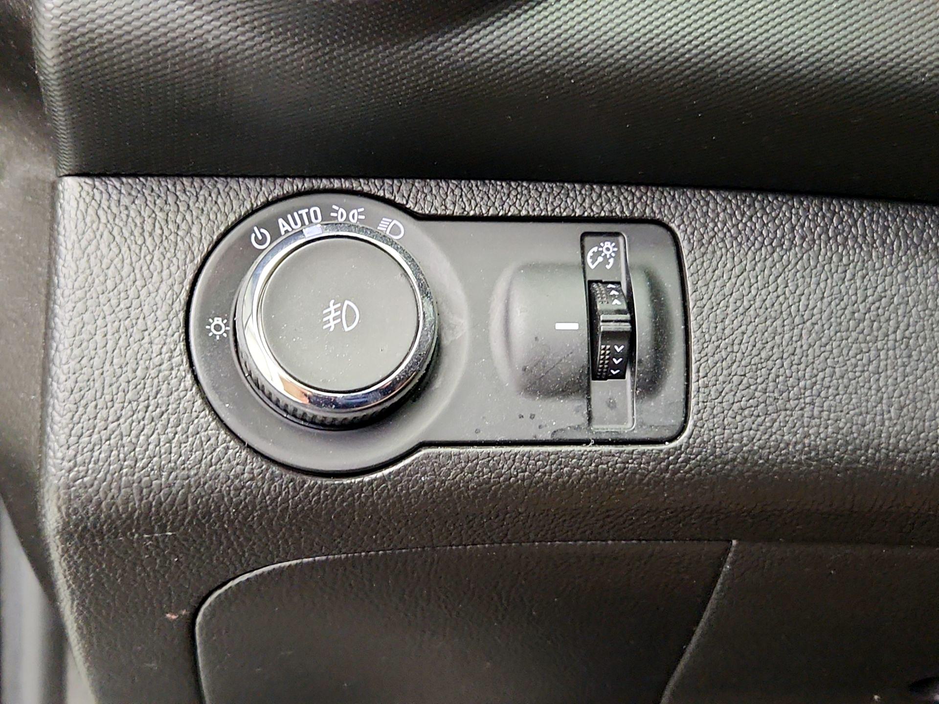 Thumbnail: 2019 Chevrolet Sonic - 13