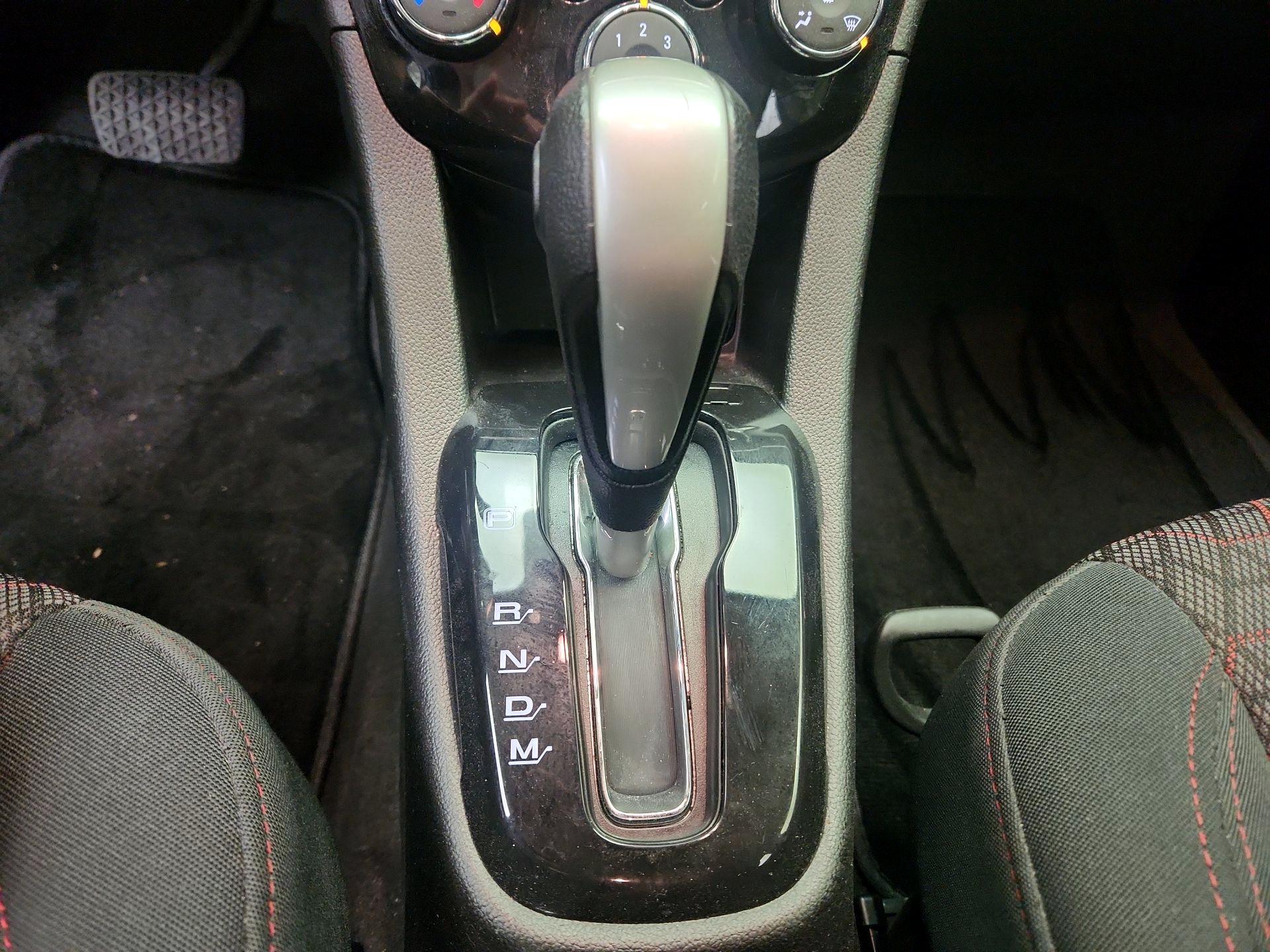 Thumbnail: 2019 Chevrolet Sonic - 17