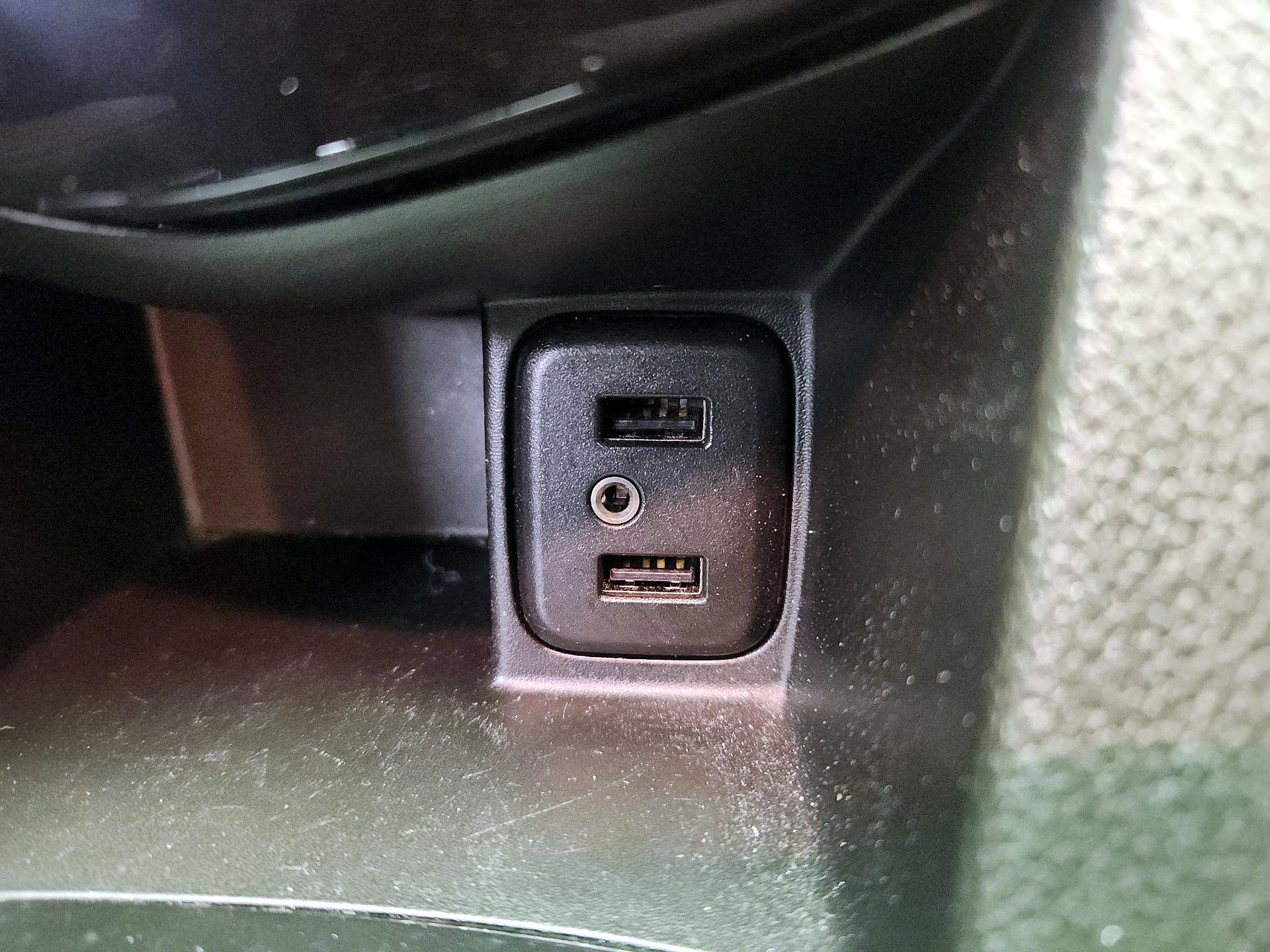 Thumbnail: 2019 Chevrolet Sonic - 18