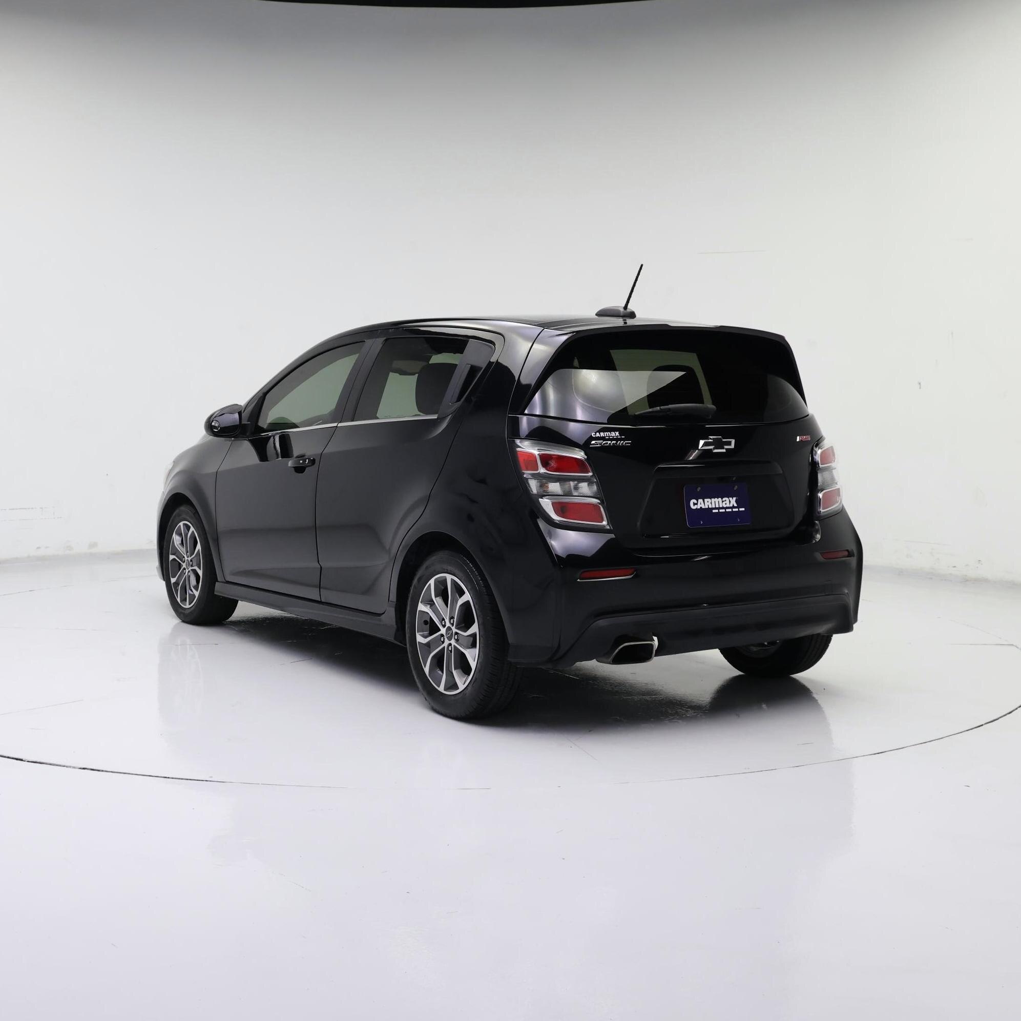Thumbnail: 2019 Chevrolet Sonic - 2
