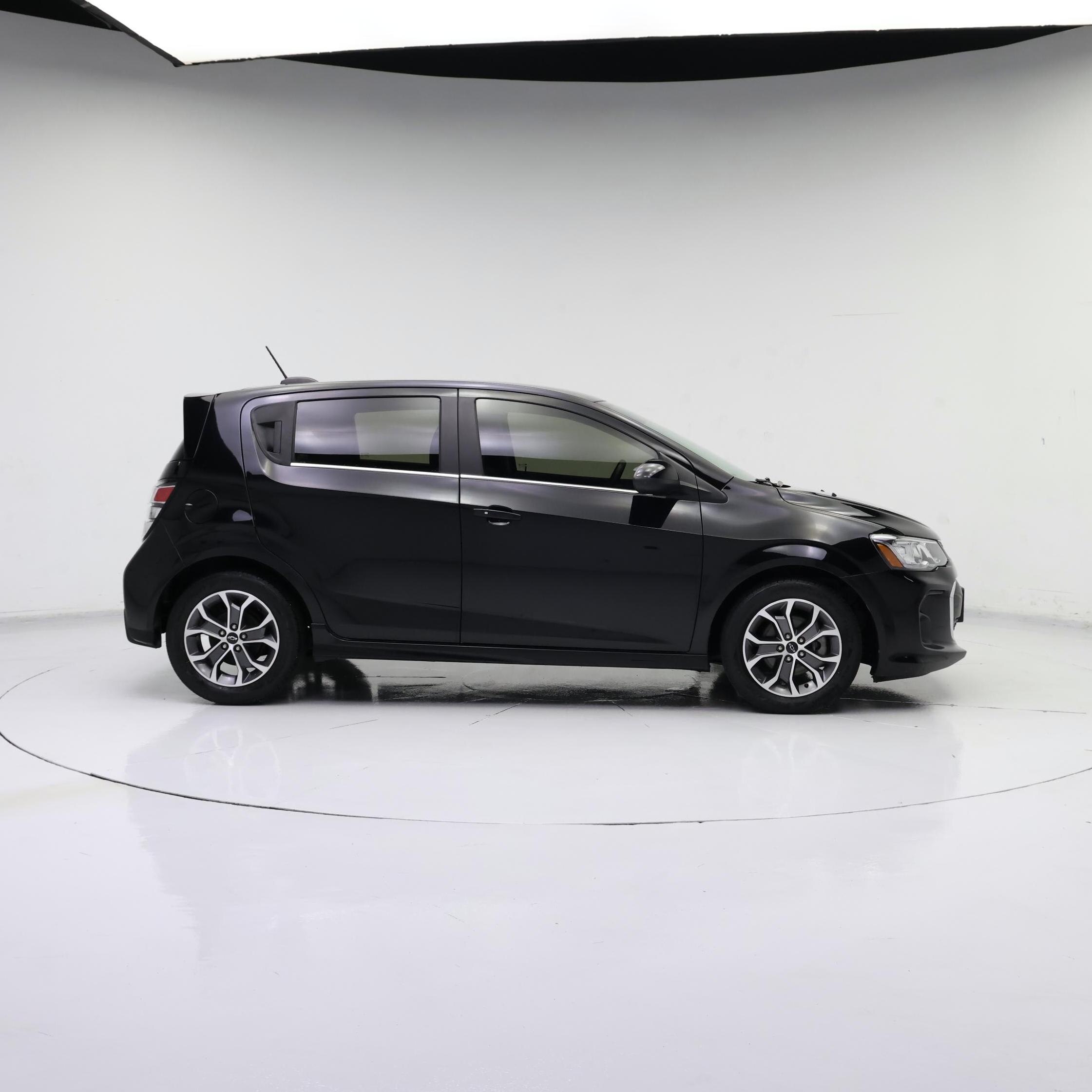 Thumbnail: 2019 Chevrolet Sonic - 7