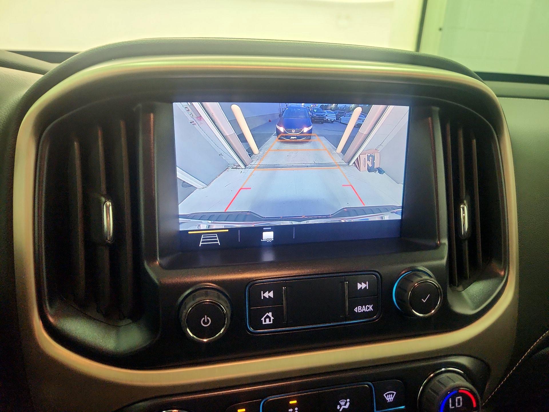 Thumbnail: 2022 GMC Canyon - 15