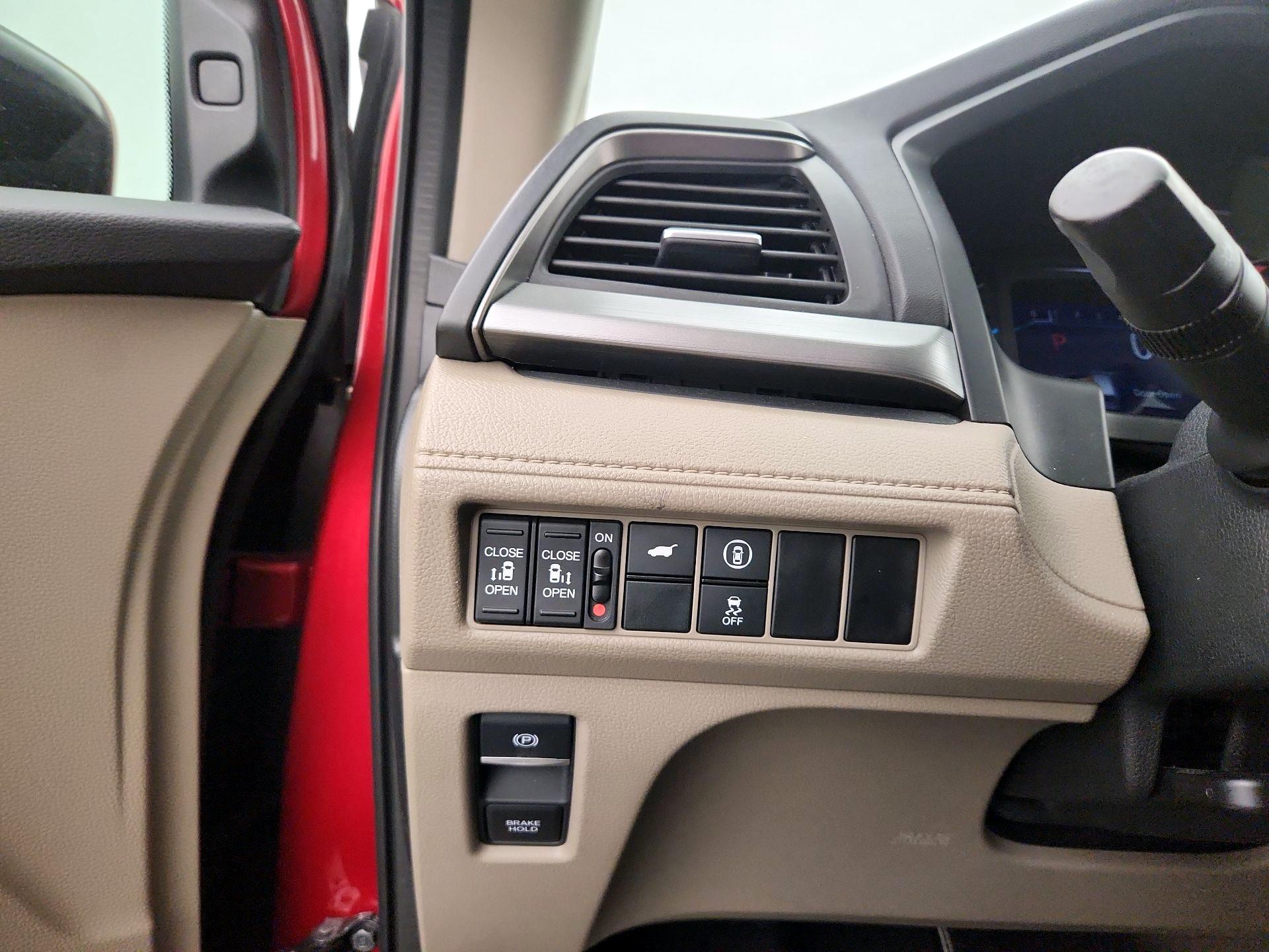 Thumbnail: 2021 Honda Odyssey - 13