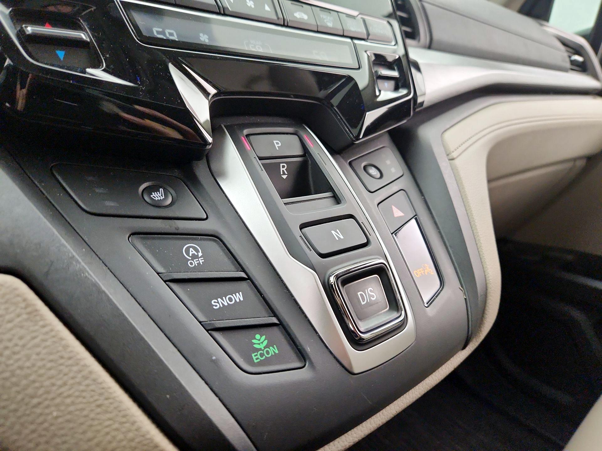 Thumbnail: 2021 Honda Odyssey - 17