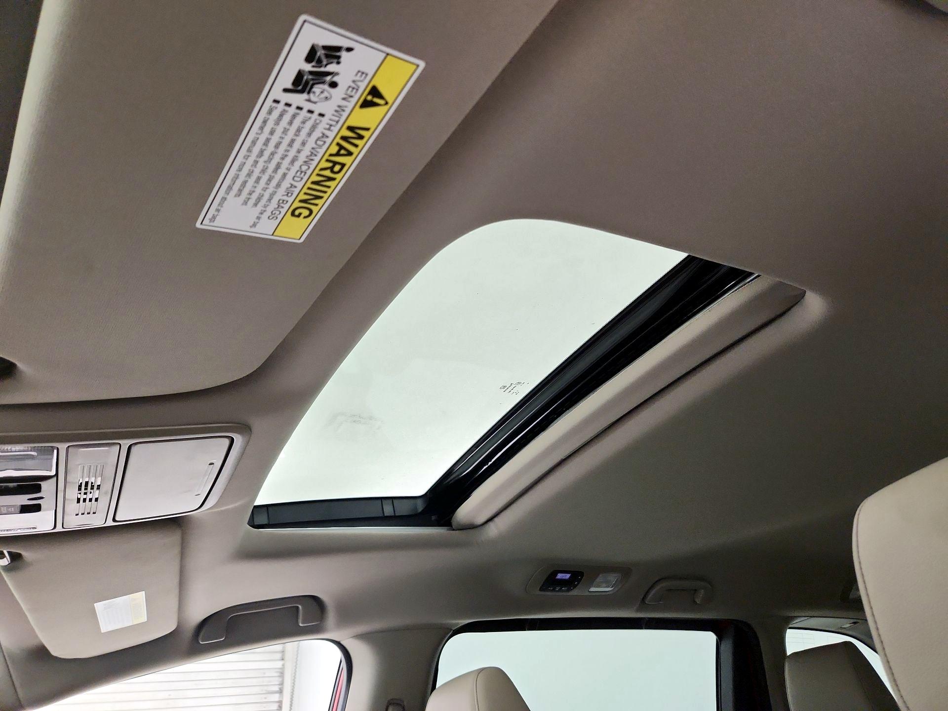 Thumbnail: 2021 Honda Odyssey - 19