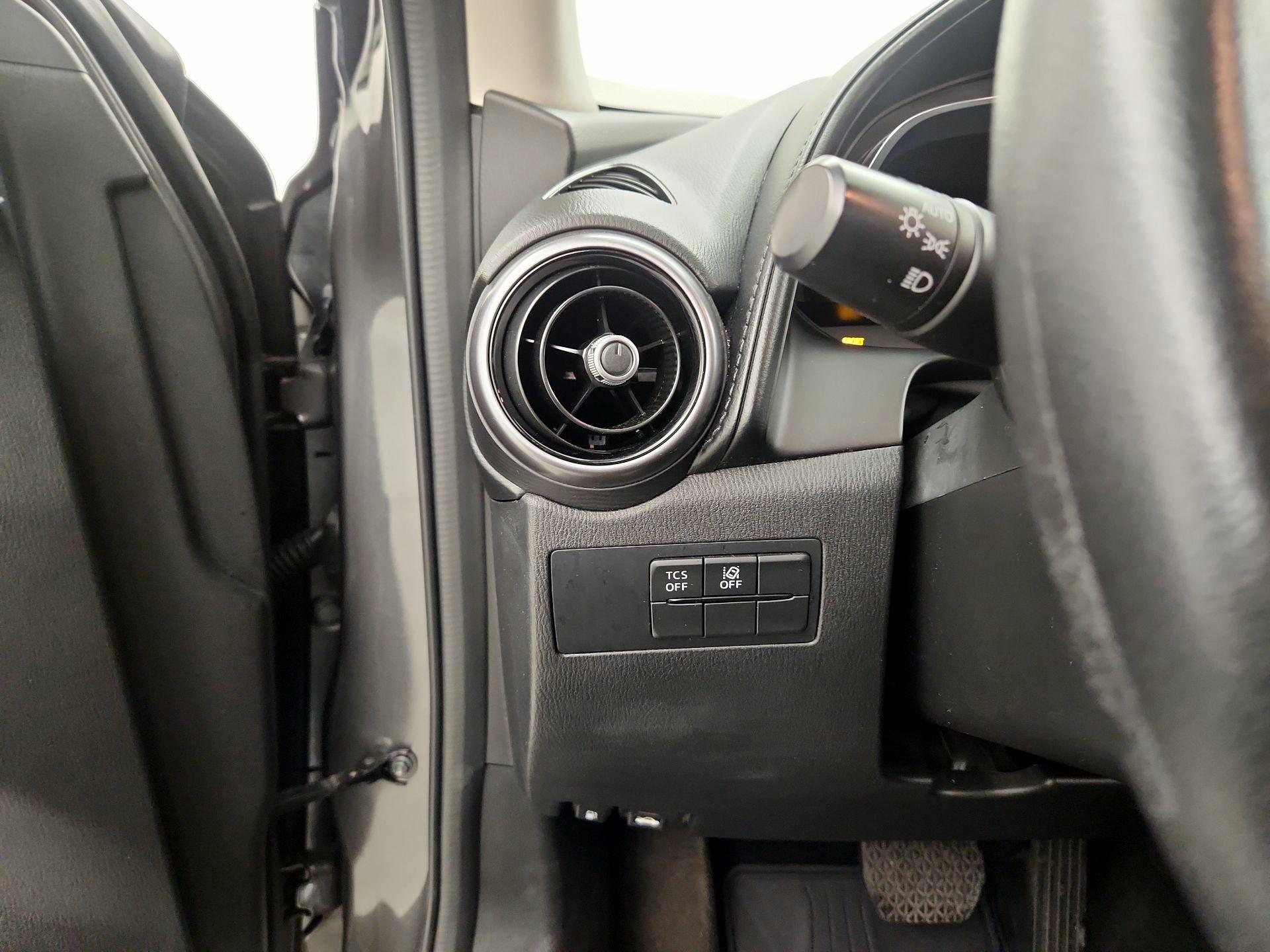 Thumbnail: 2021 Mazda CX-3 - 13