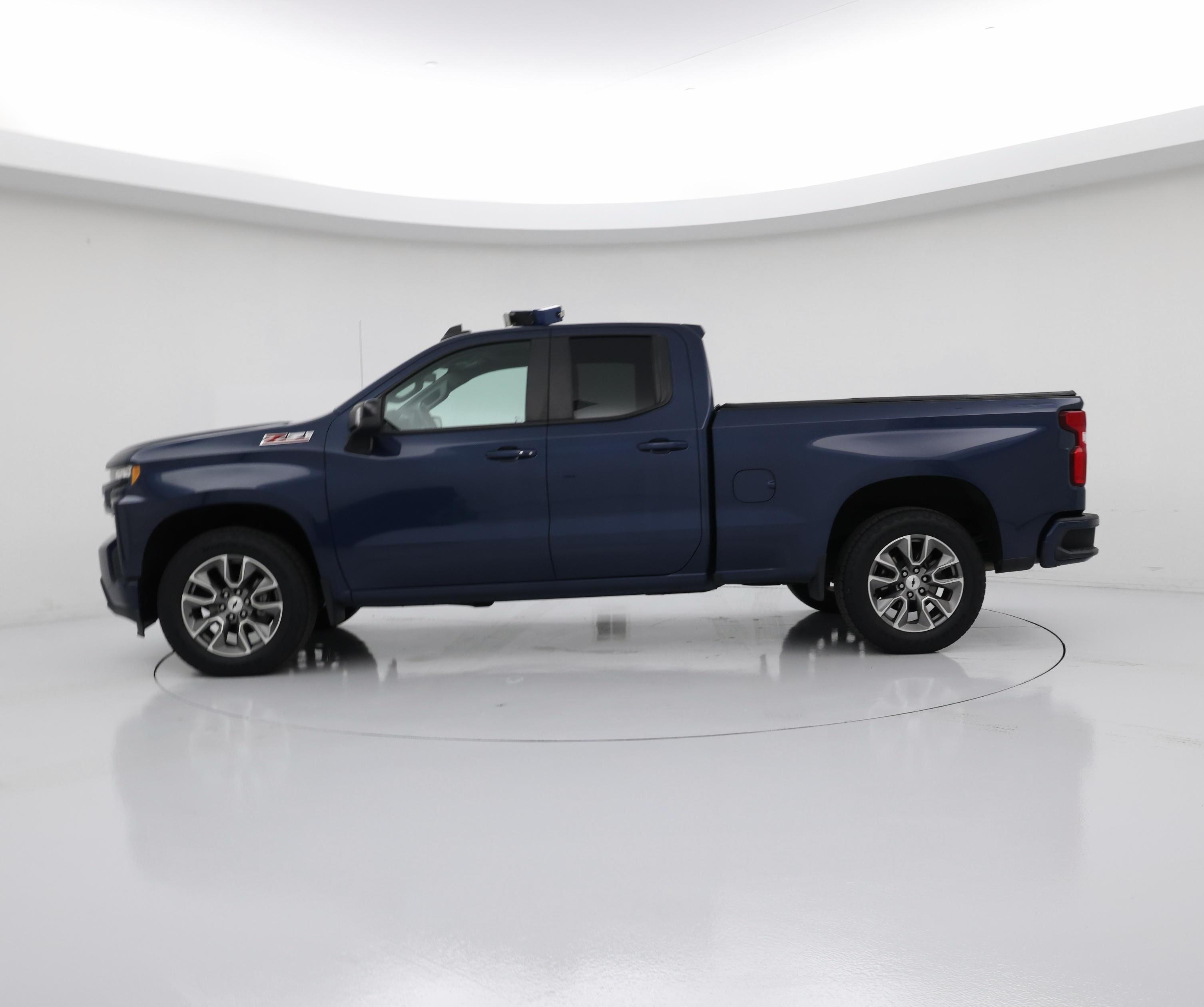 Thumbnail: 2021 Chevrolet Silverado 1500 - 3