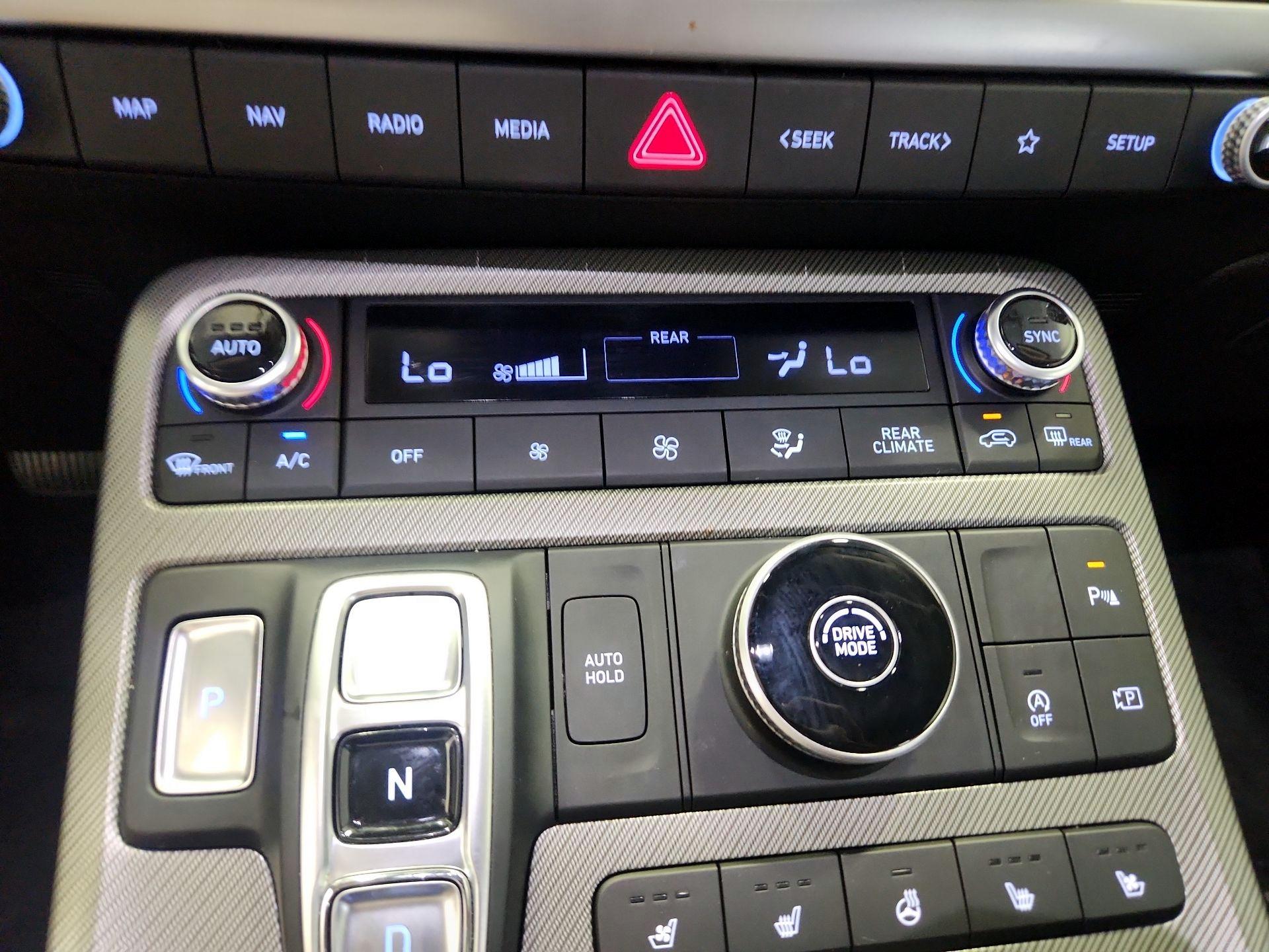 Thumbnail: 2024 Hyundai Palisade - 16