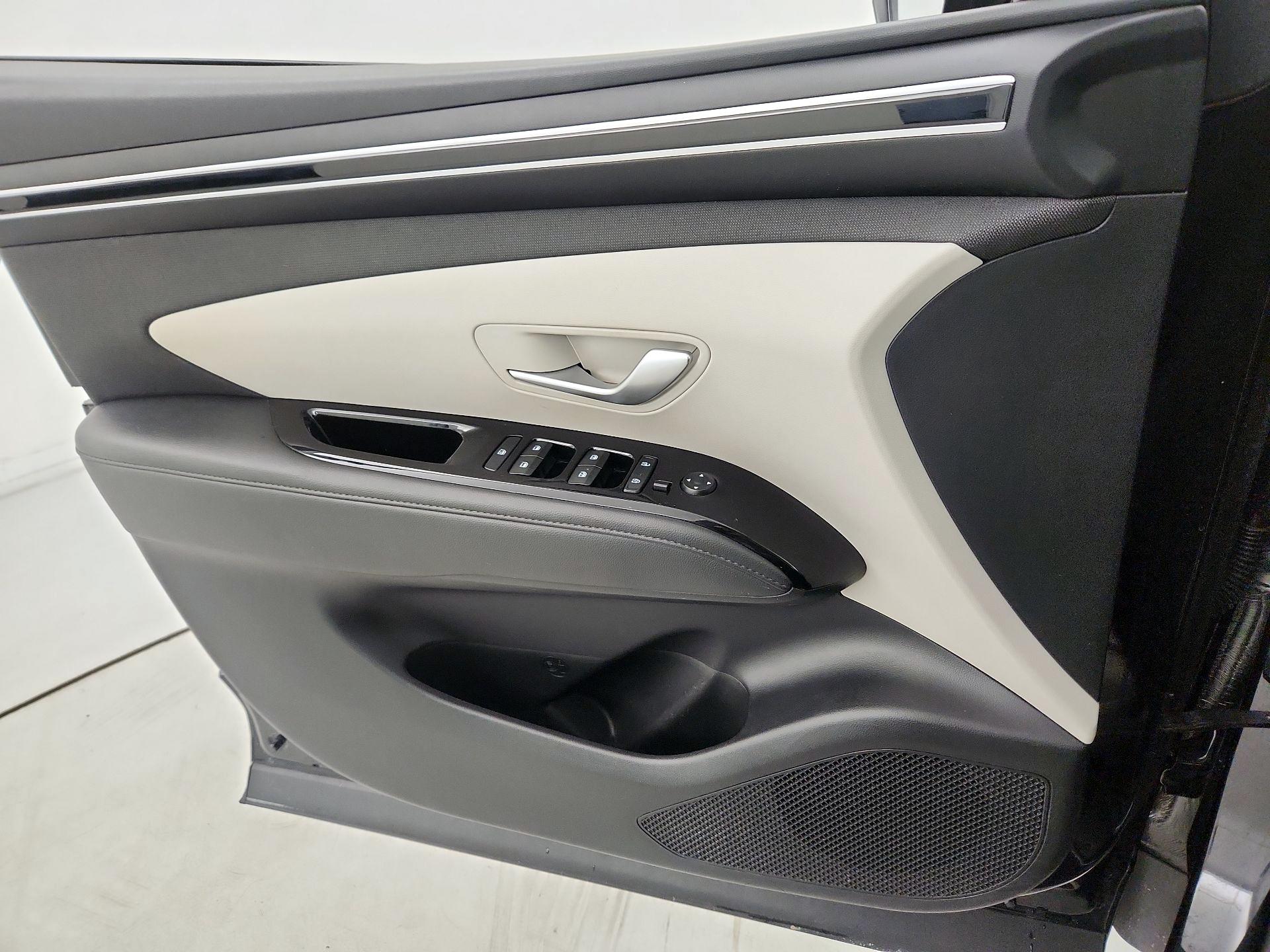 Thumbnail: 2022 Hyundai Tucson - 12