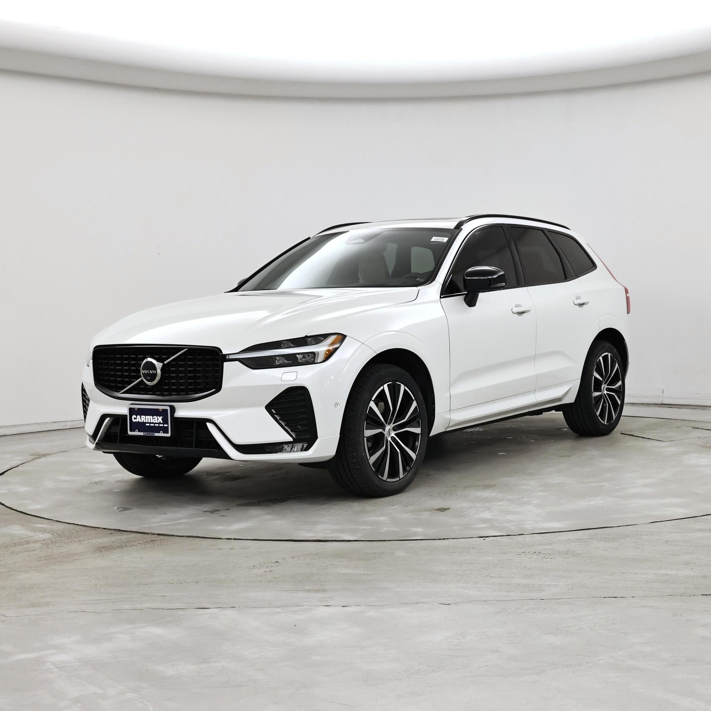 Thumbnail: 2023 Volvo XC60 - 4