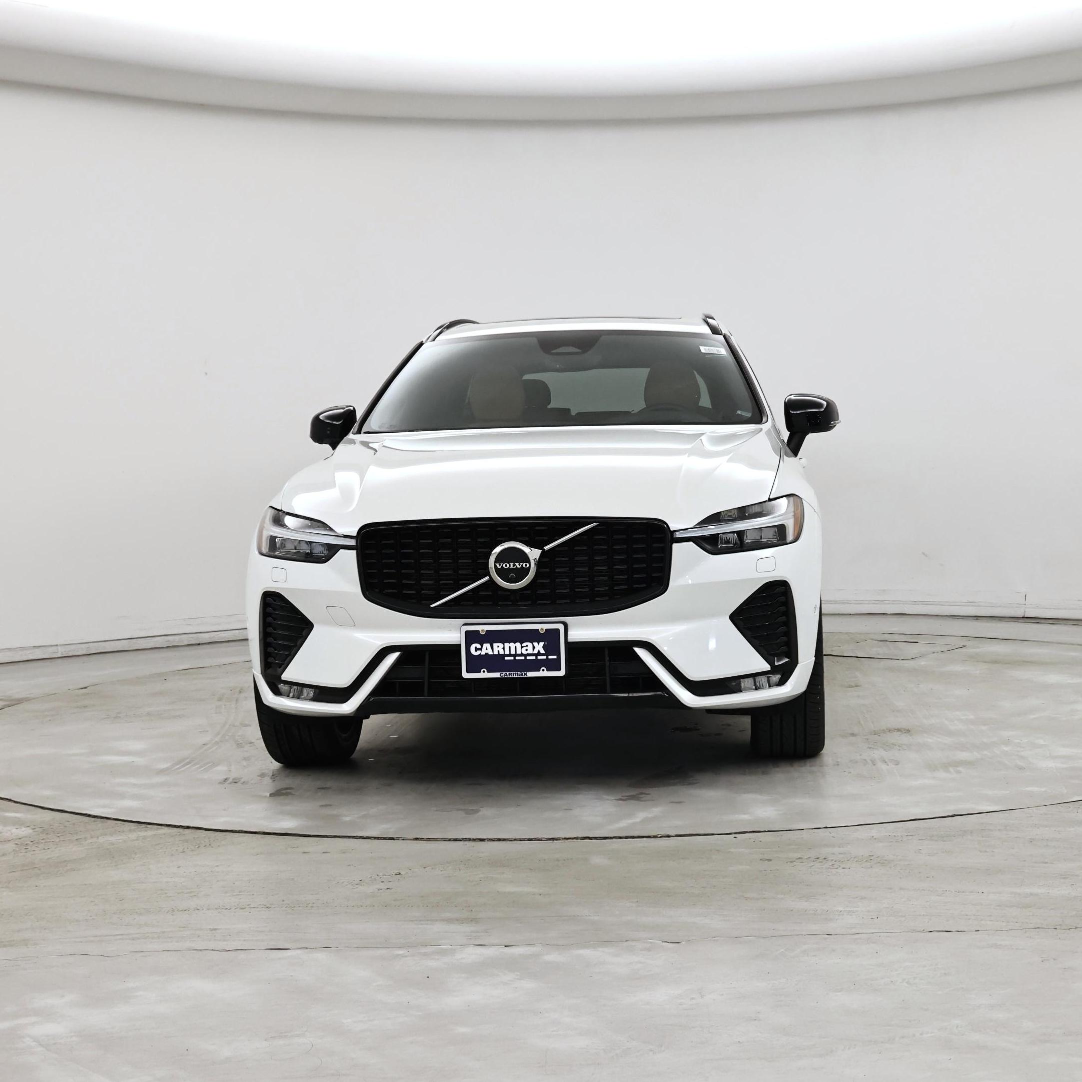 Thumbnail: 2023 Volvo XC60 - 5
