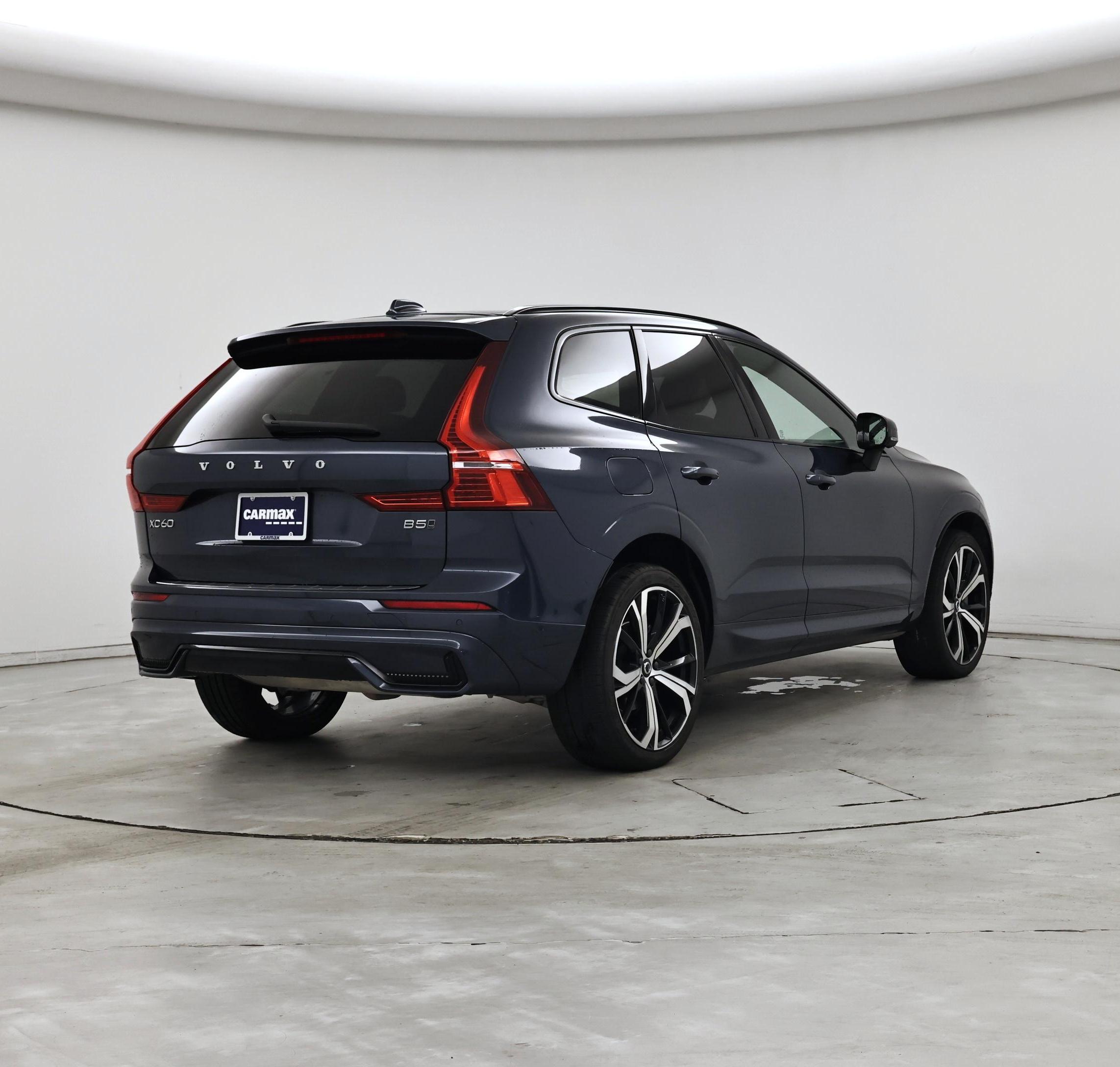 Thumbnail: 2024 Volvo XC60 - 8
