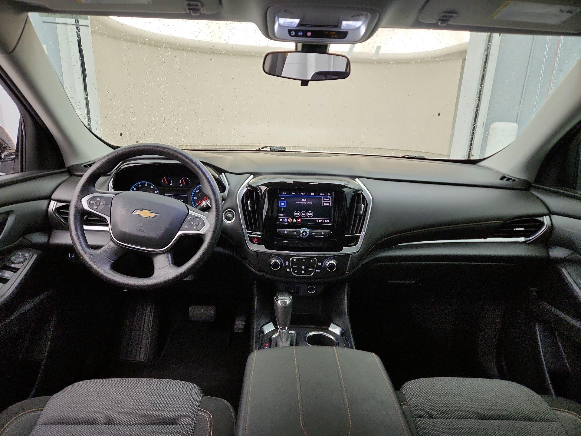 Thumbnail: 2020 Chevrolet Traverse - 9