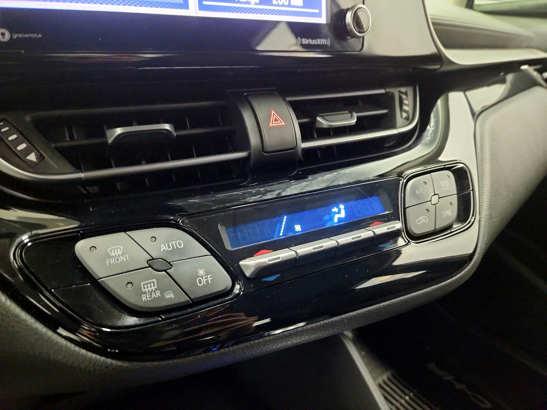 Thumbnail: 2021 Toyota C-HR - 16