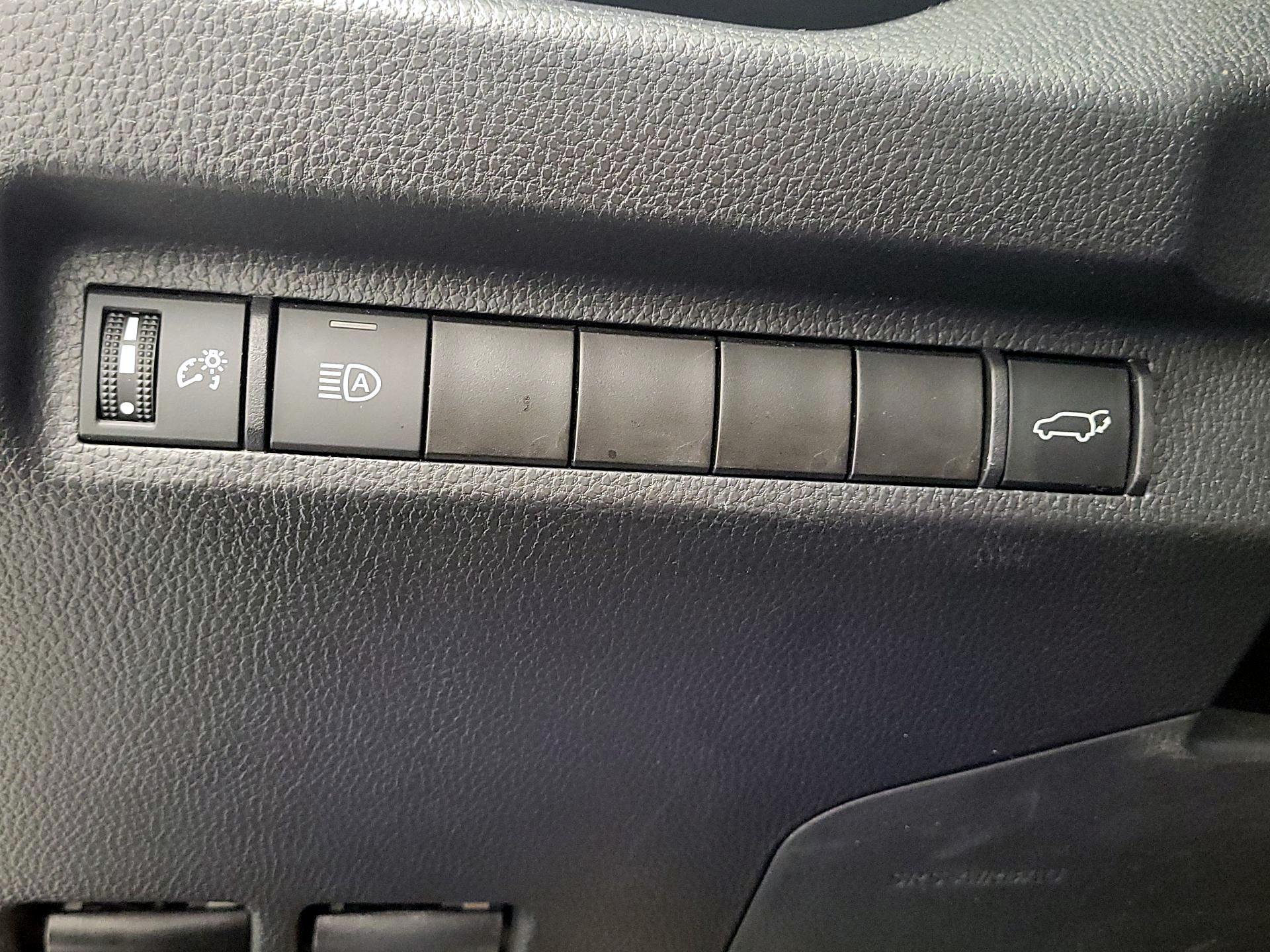 Thumbnail: 2024 Toyota RAV4 - 13