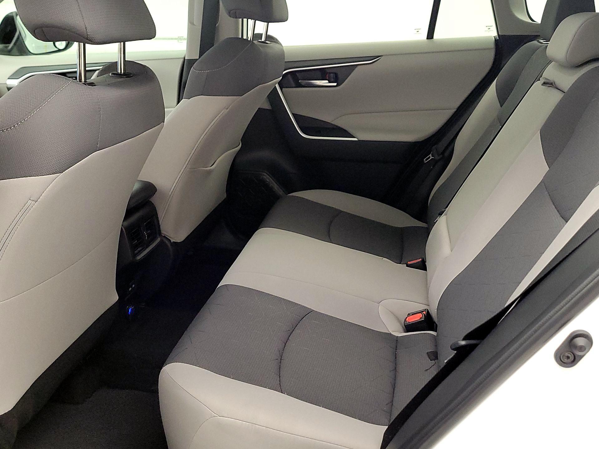 Thumbnail: 2024 Toyota RAV4 - 19