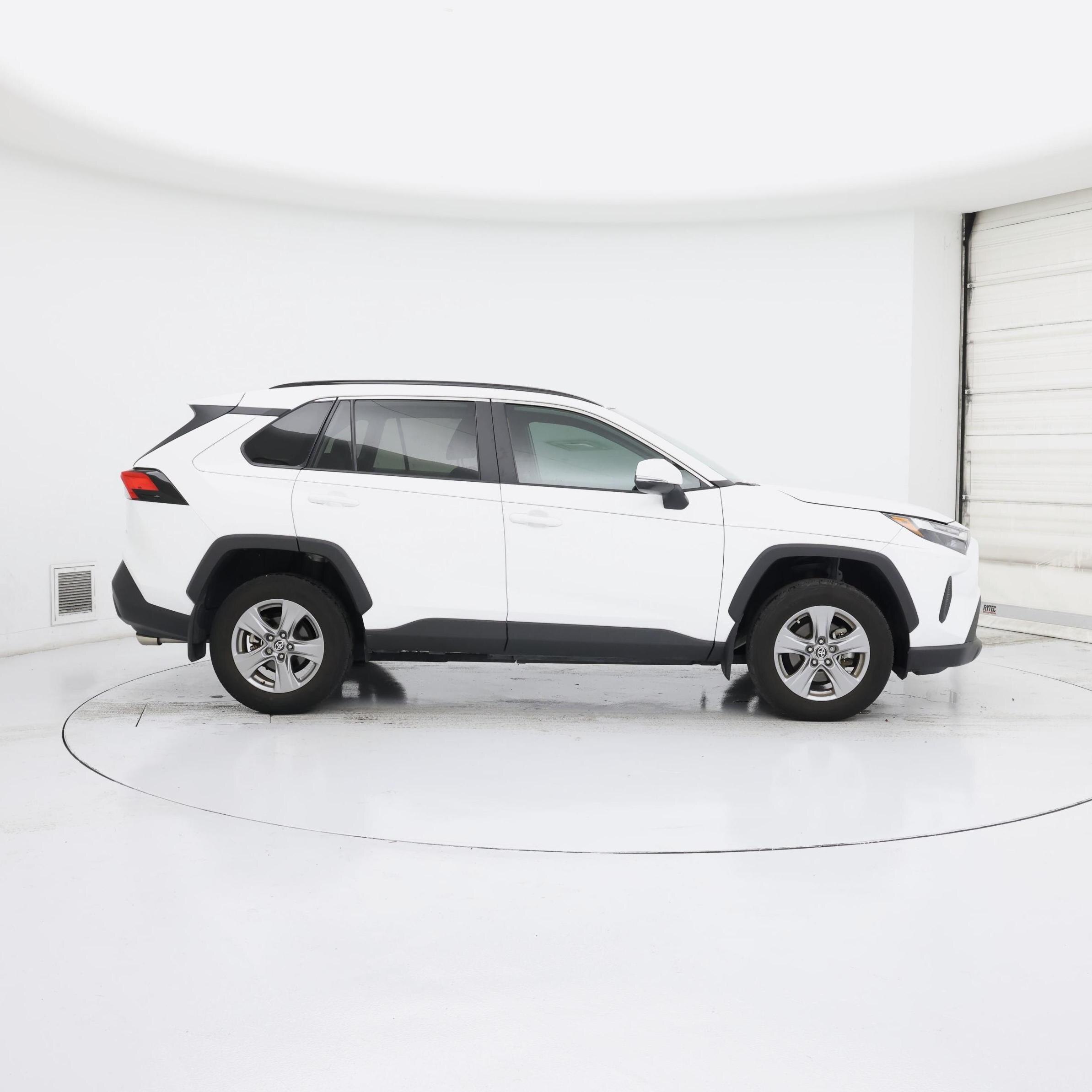 Thumbnail: 2024 Toyota RAV4 - 7