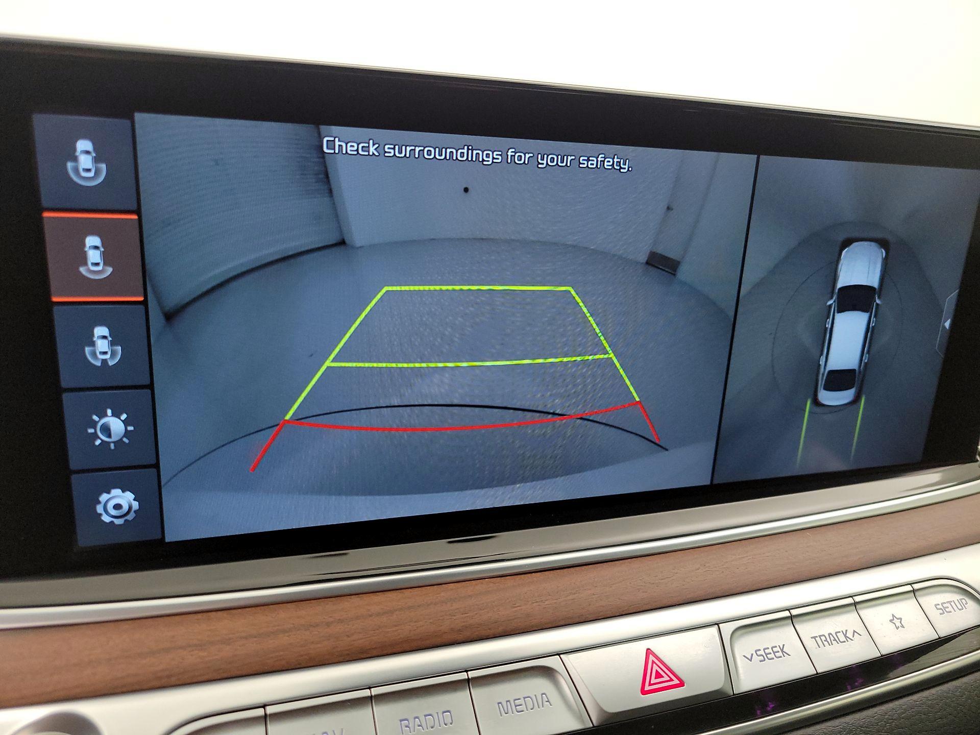 Thumbnail: 2020 Kia K900 - 15