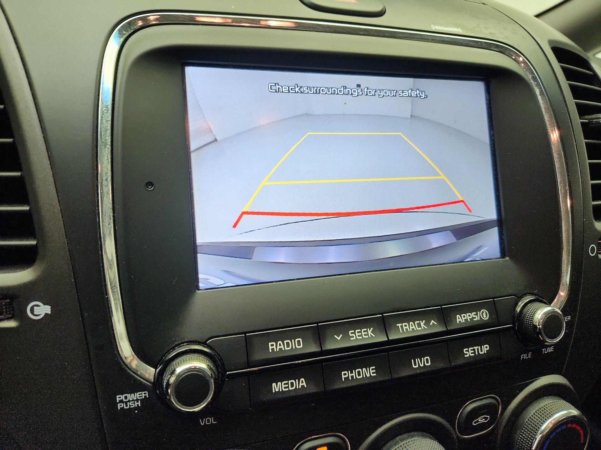 Thumbnail: 2018 Kia Forte - 14