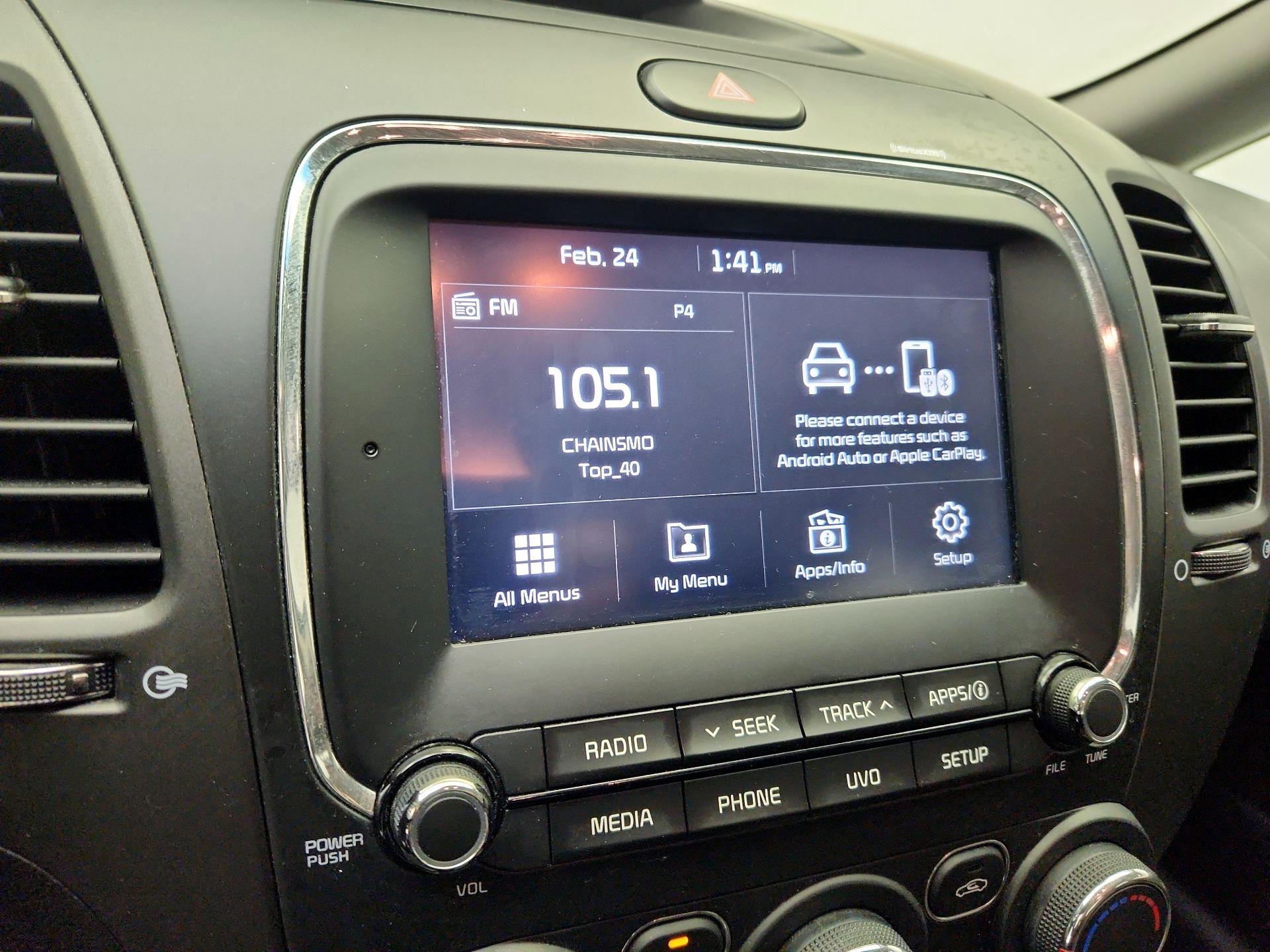 Thumbnail: 2018 Kia Forte - 15