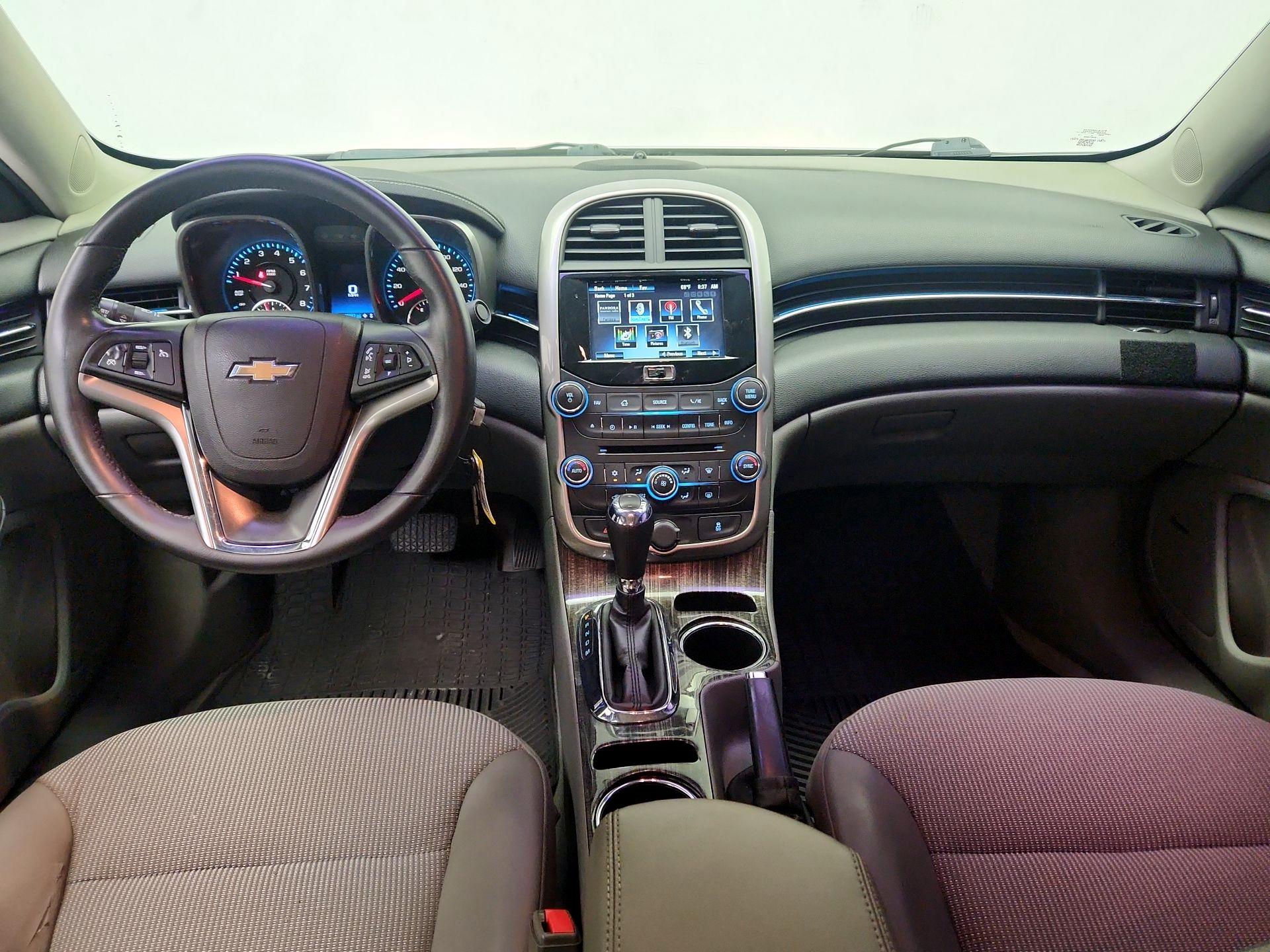 Thumbnail: 2014 Chevrolet Malibu - 9