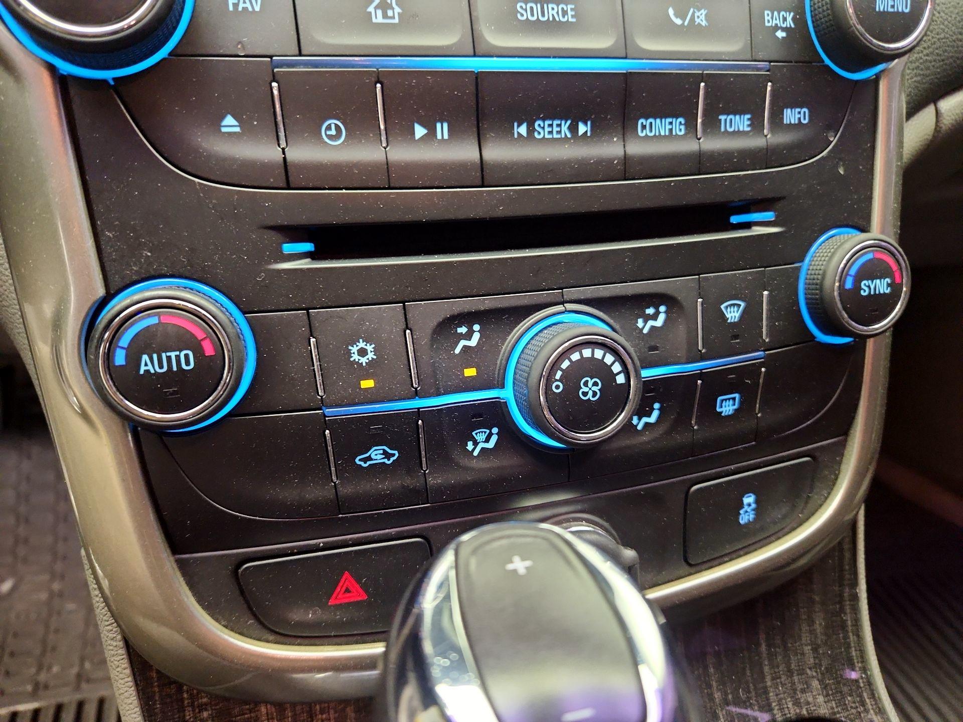 Thumbnail: 2014 Chevrolet Malibu - 16