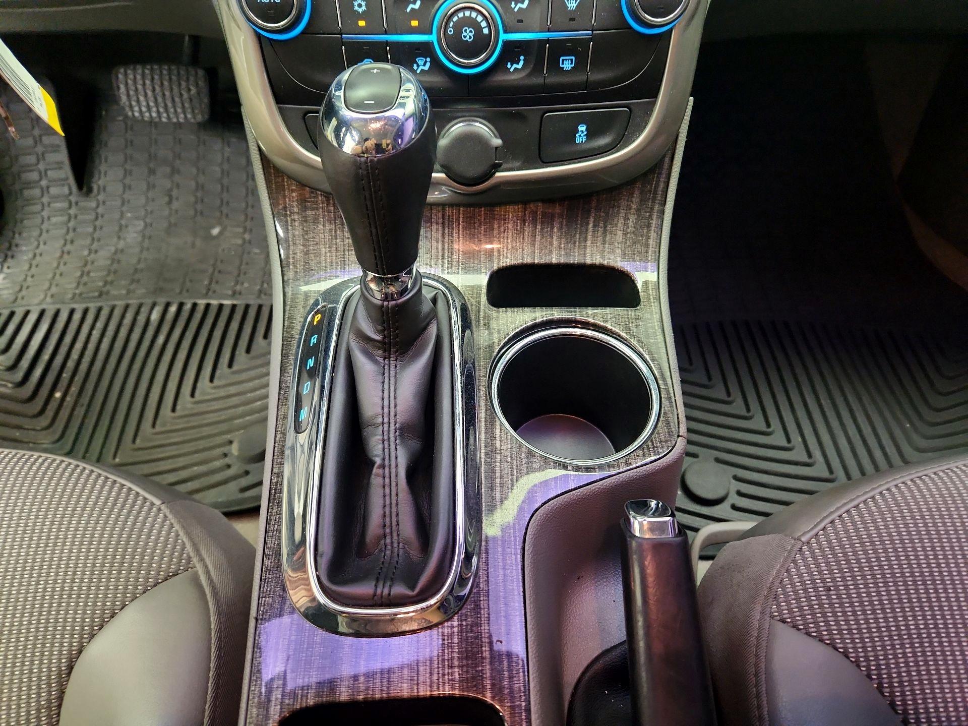 Thumbnail: 2014 Chevrolet Malibu - 17