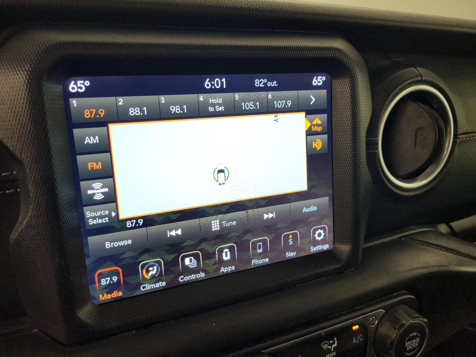 Thumbnail: 2021 Jeep Gladiator - 14