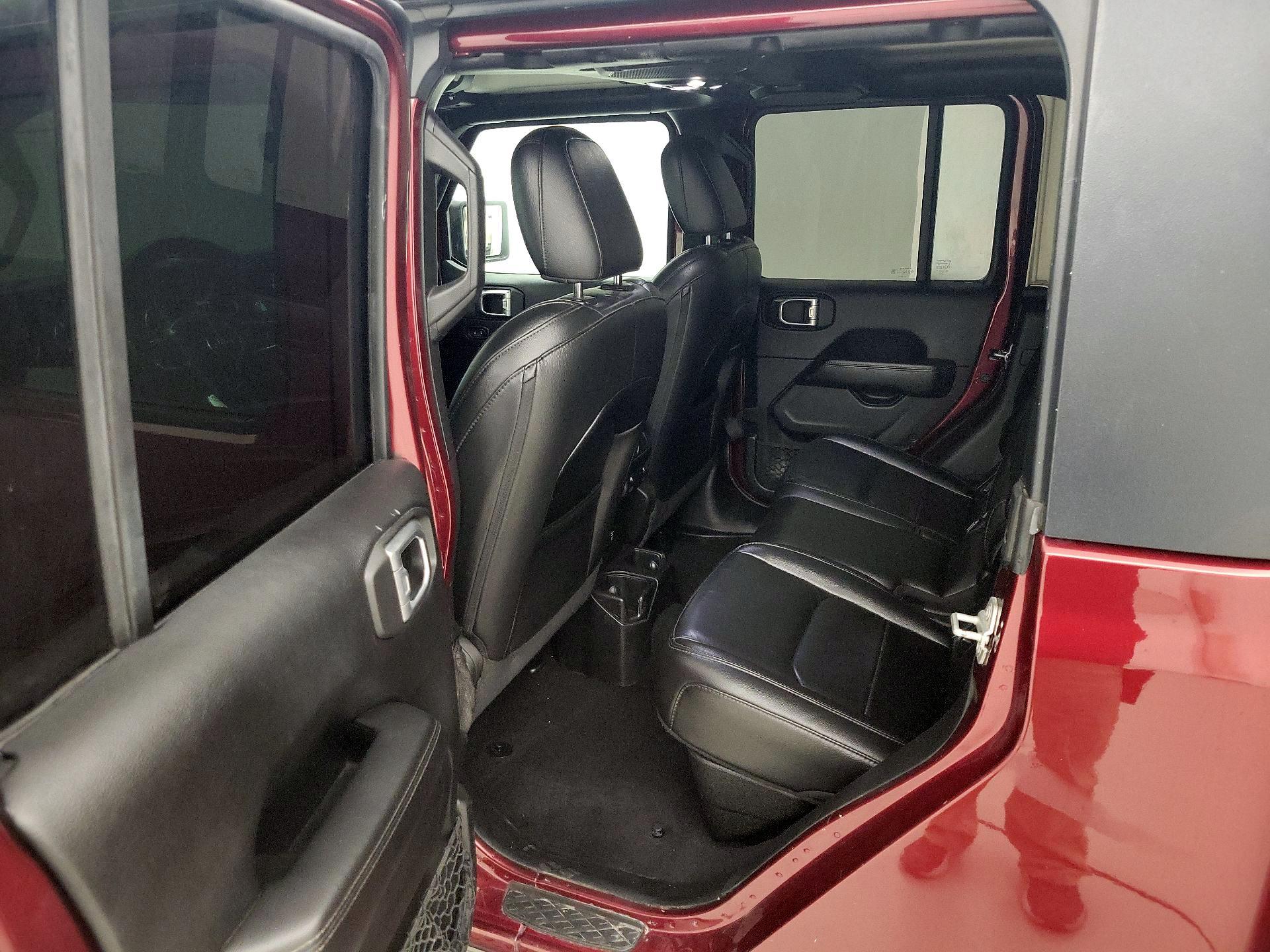 Thumbnail: 2021 Jeep Gladiator - 20