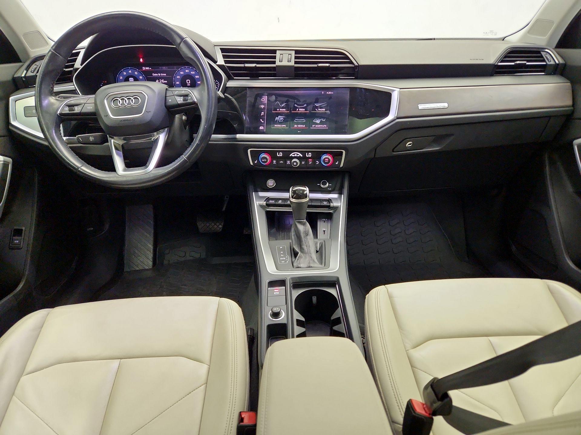 Thumbnail: 2019 Audi Q3 - 9