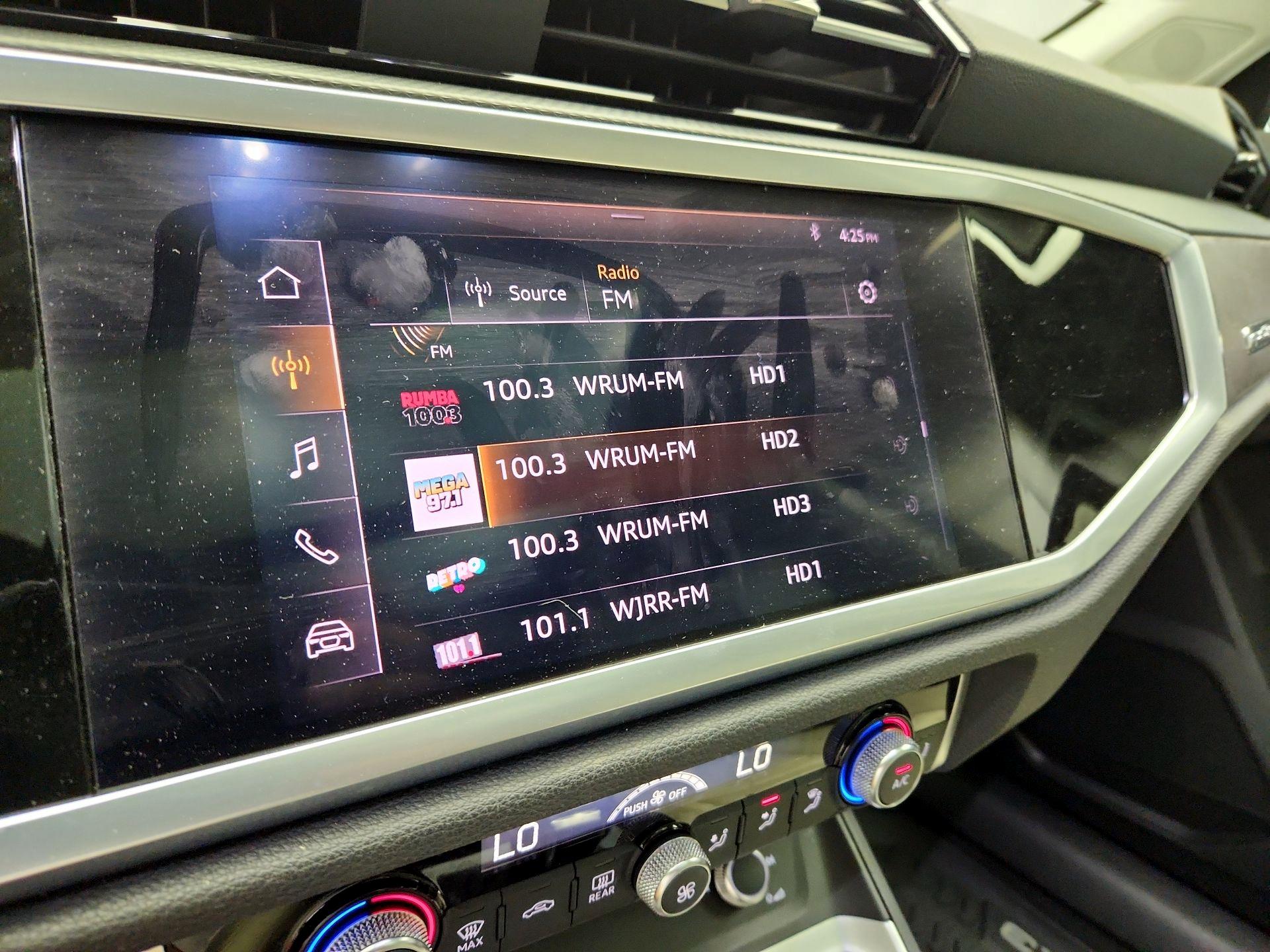 Thumbnail: 2019 Audi Q3 - 15