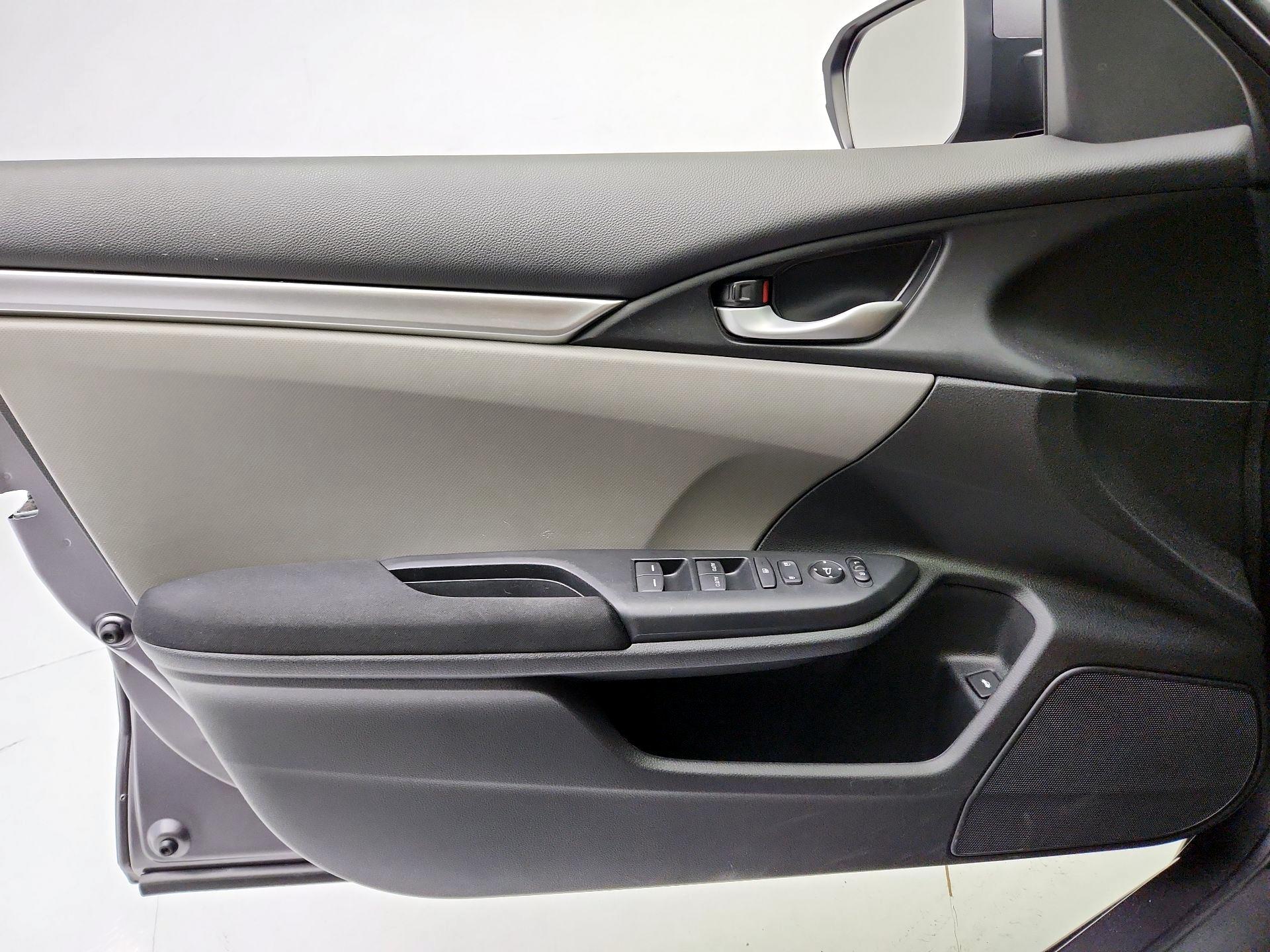 Thumbnail: 2018 Honda Civic - 12