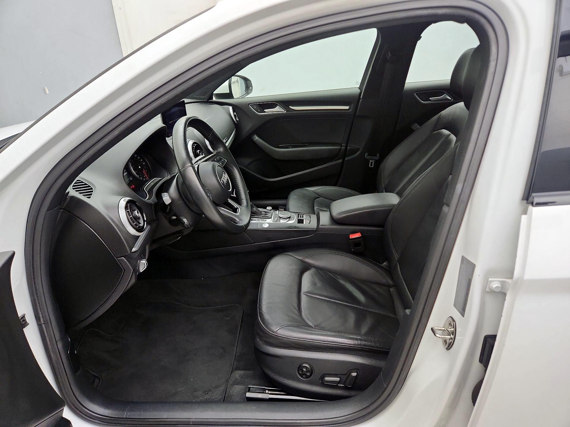 Thumbnail: 2020 Audi A3 - 11