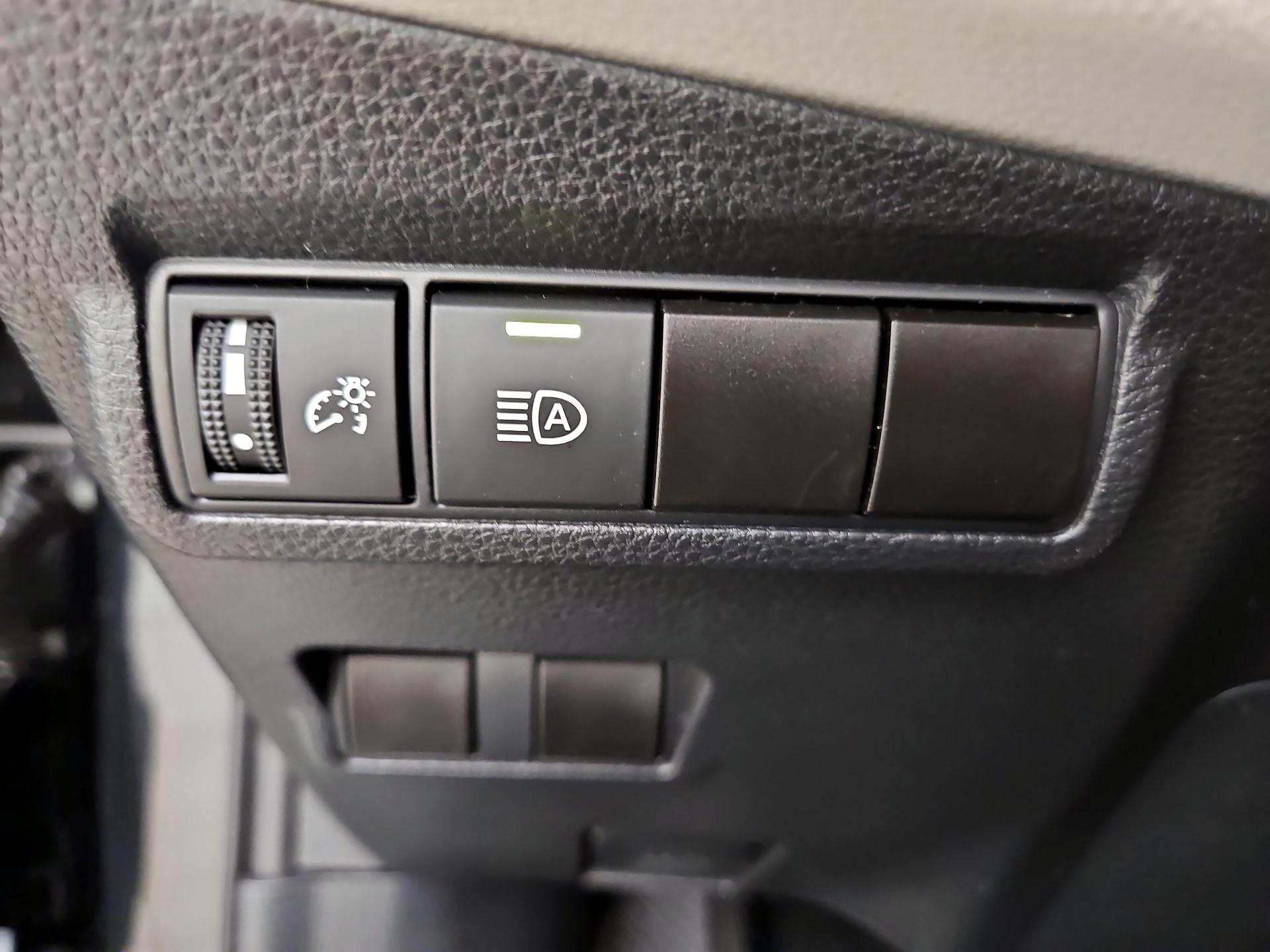 Thumbnail: 2025 Toyota Corolla Cross - 13