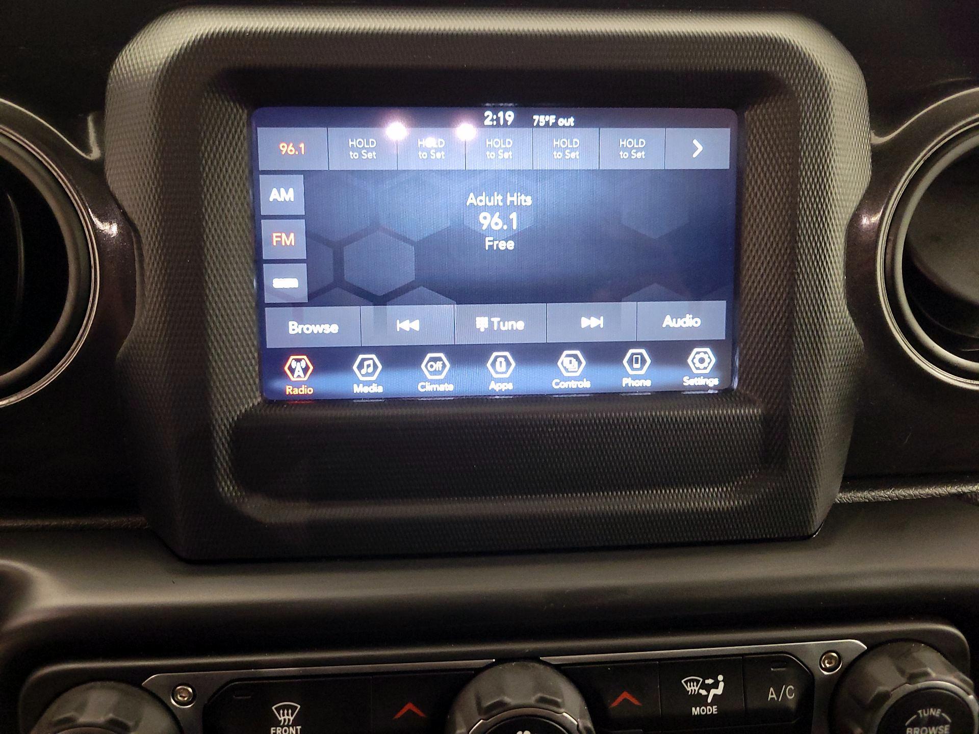 Thumbnail: 2022 Jeep Gladiator - 15