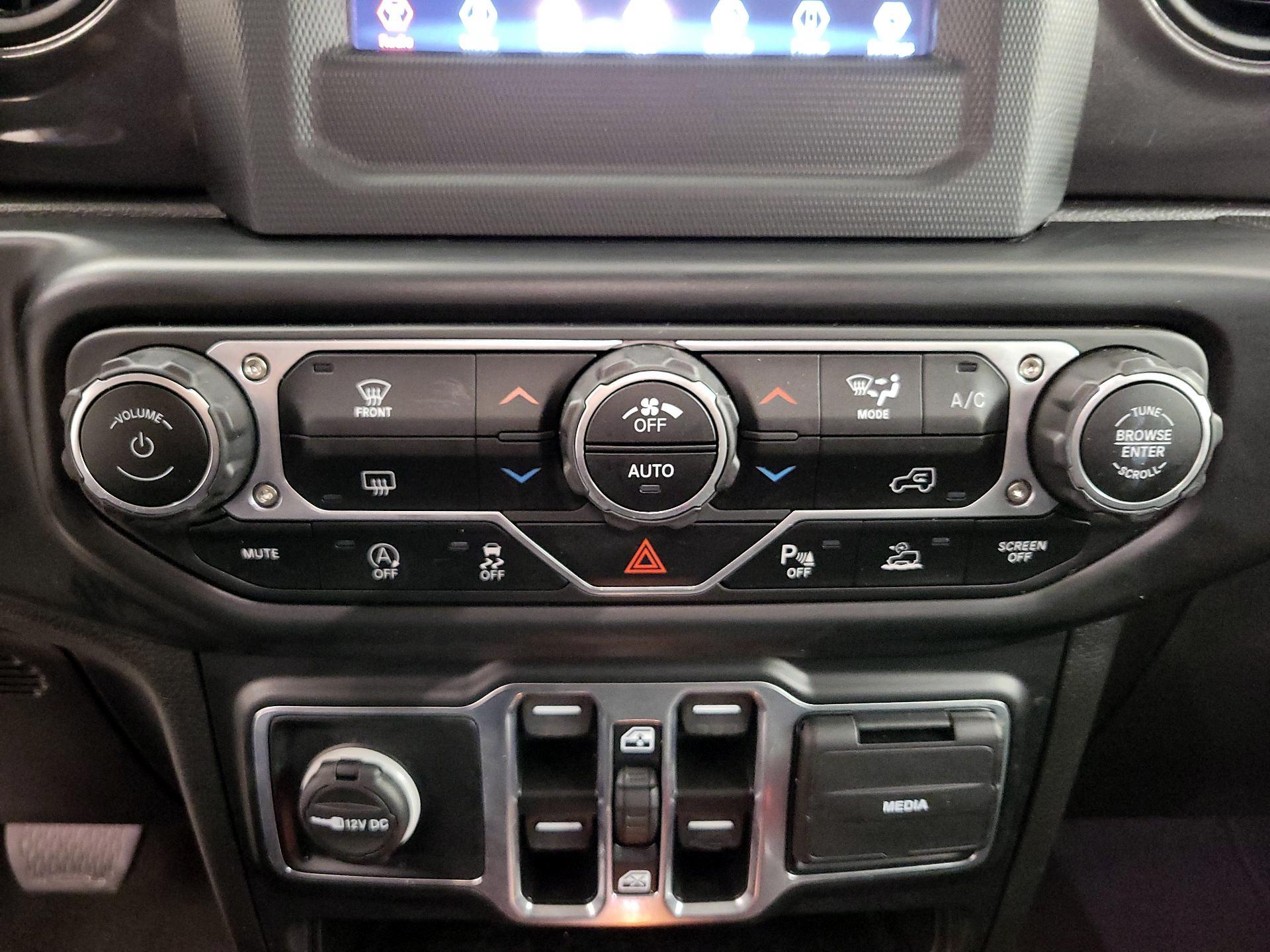 Thumbnail: 2022 Jeep Gladiator - 16