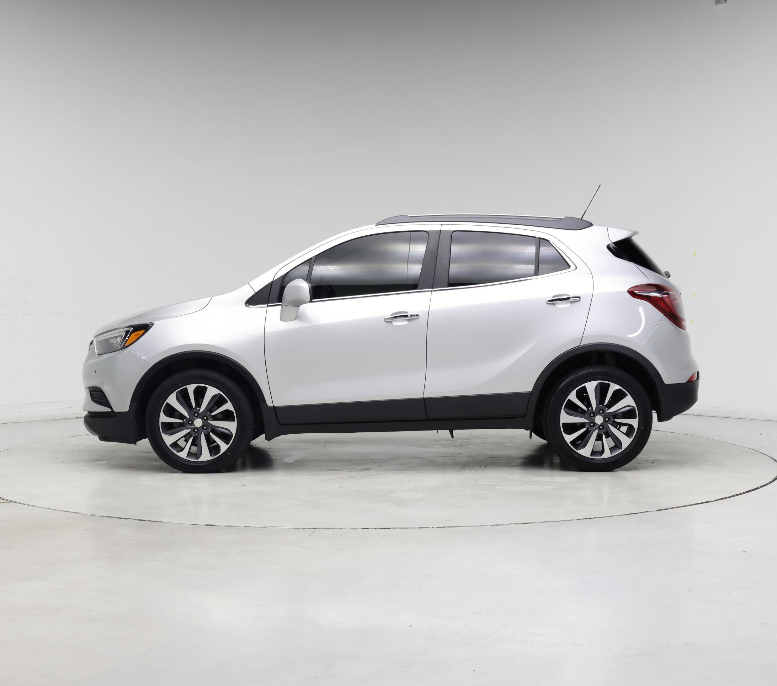 Thumbnail: 2021 Buick Encore - 3
