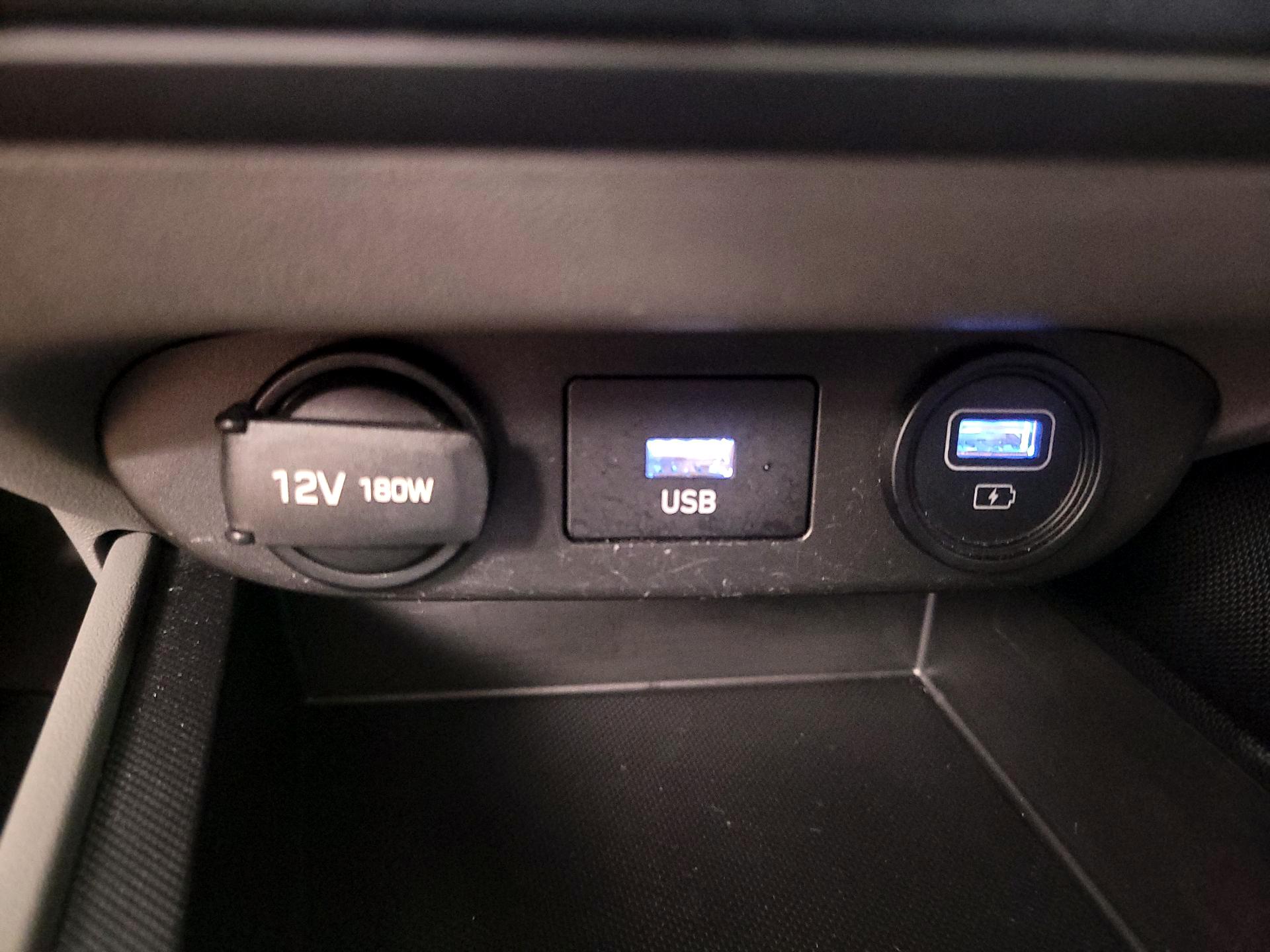 Thumbnail: 2023 Hyundai Elantra - 18