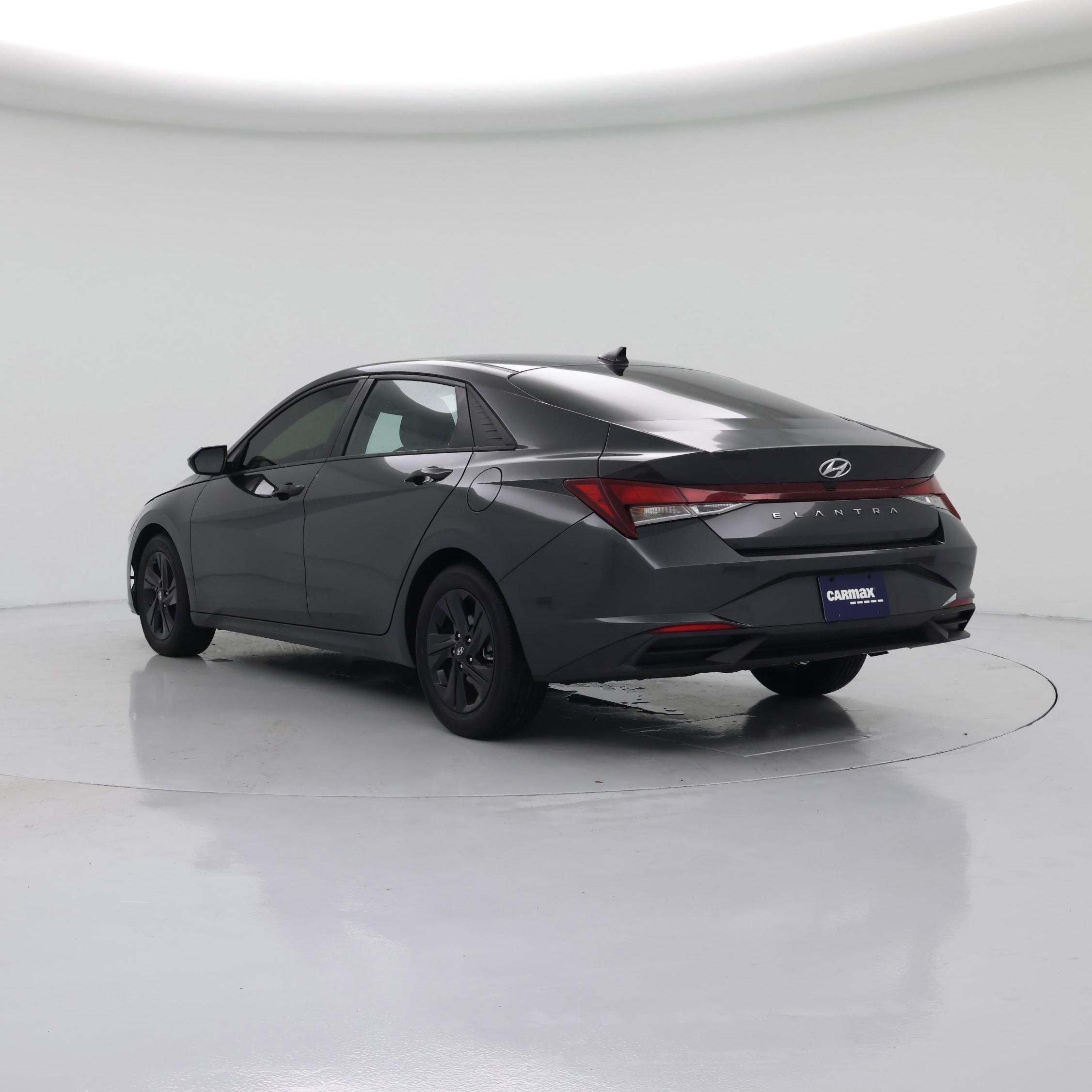 Thumbnail: 2023 Hyundai Elantra - 2