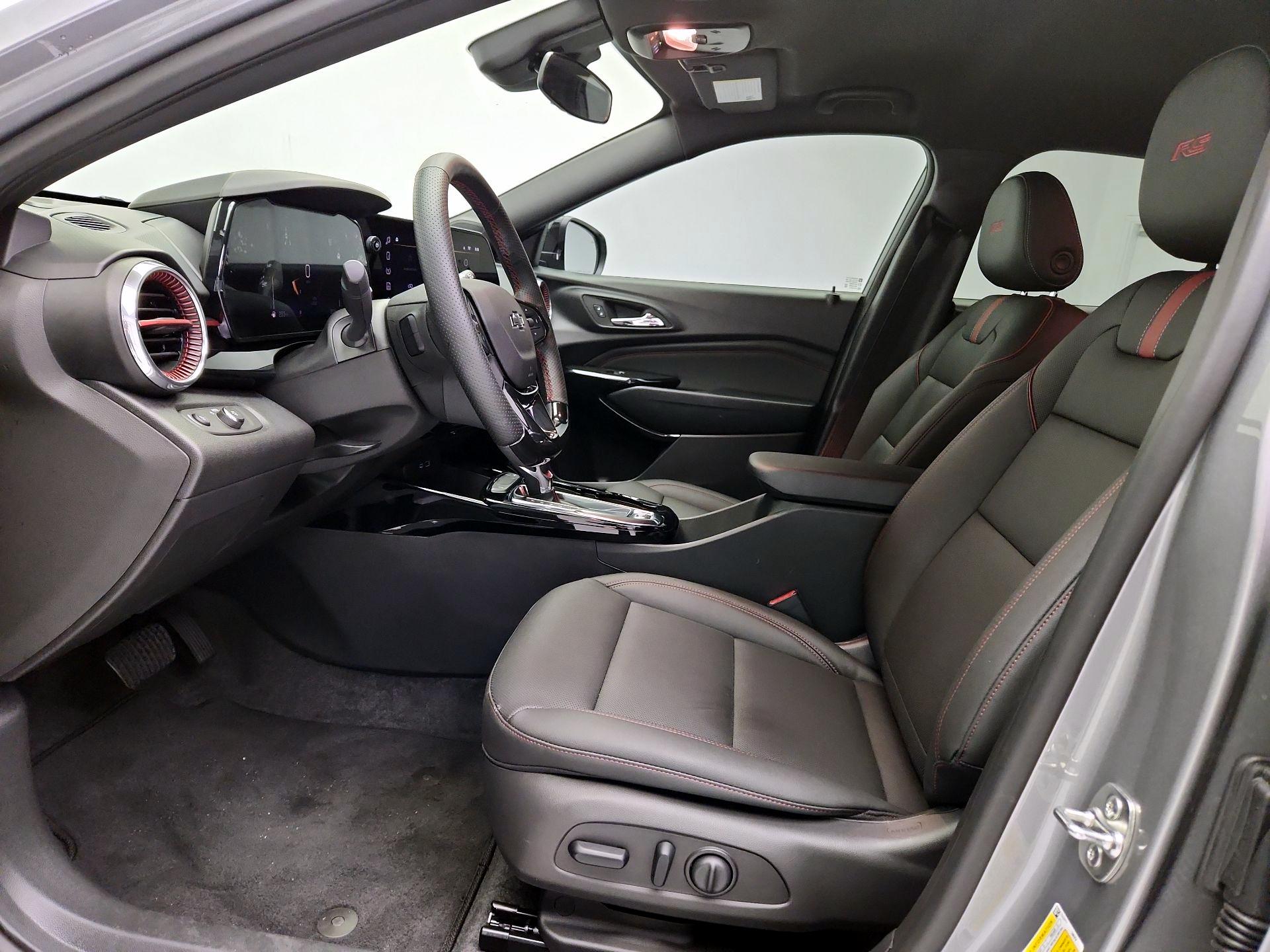 Thumbnail: 2026 Chevrolet Trax - 11