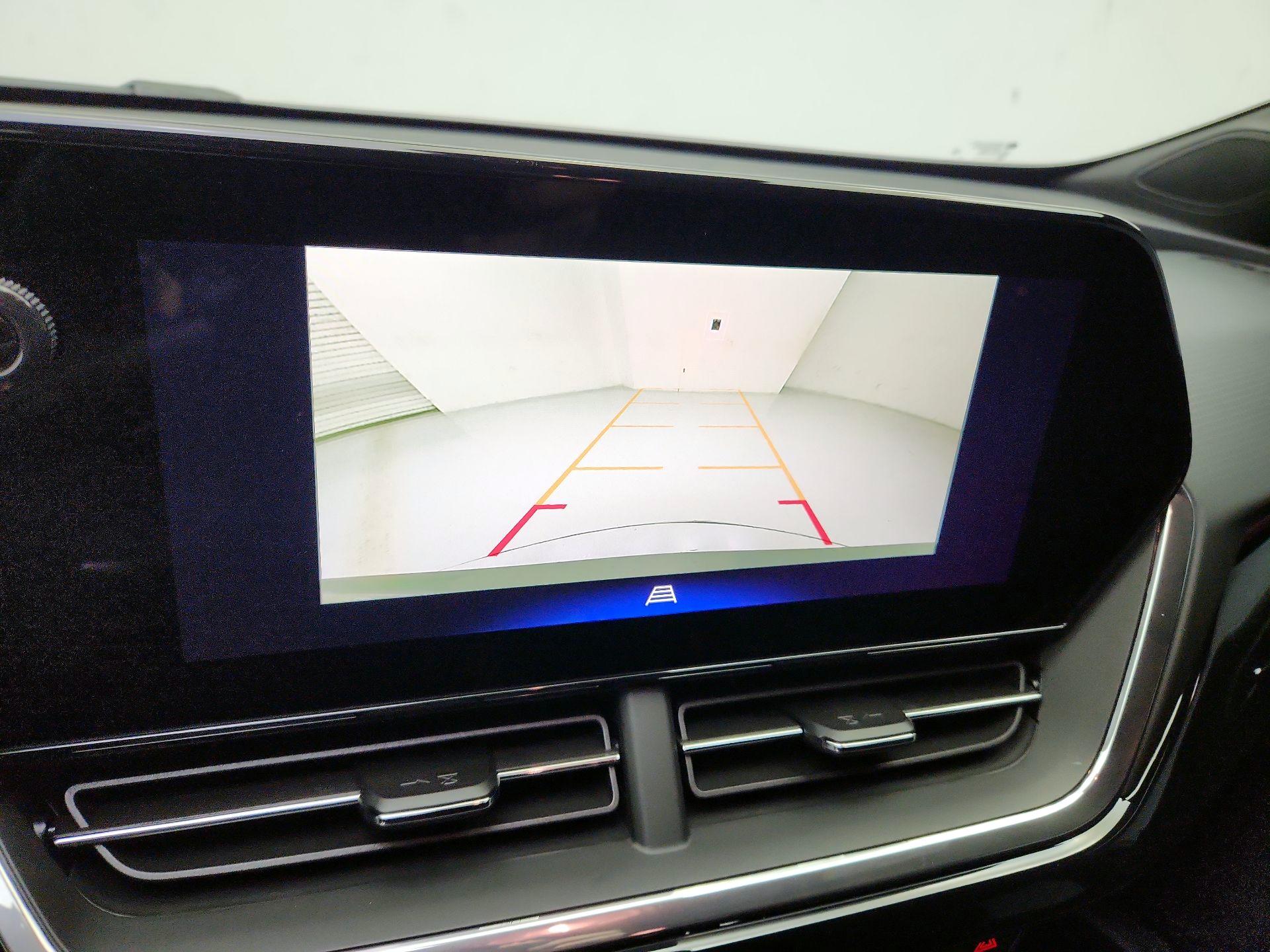 Thumbnail: 2026 Chevrolet Trax - 14