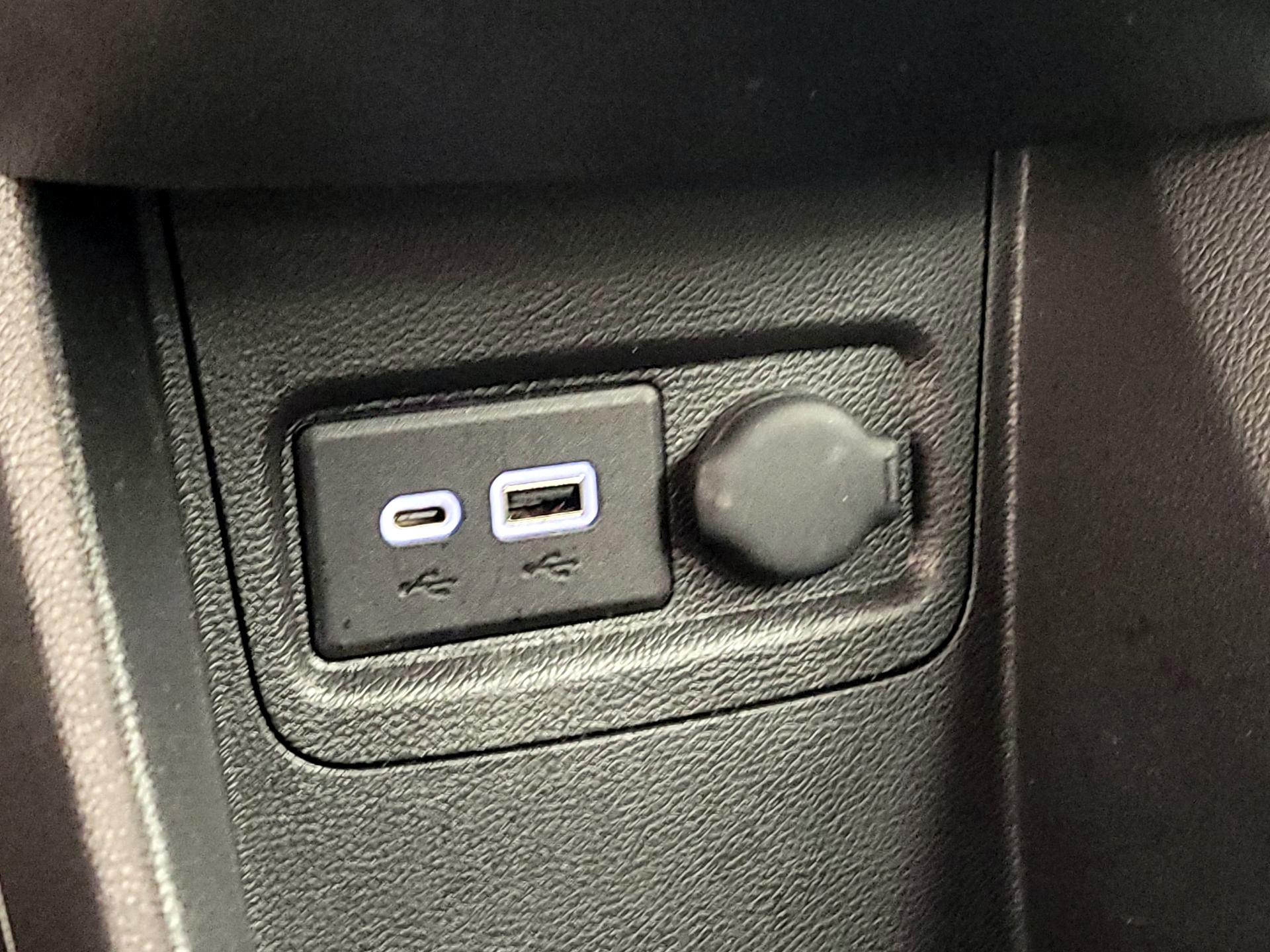 Thumbnail: 2022 Chevrolet Spark - 18