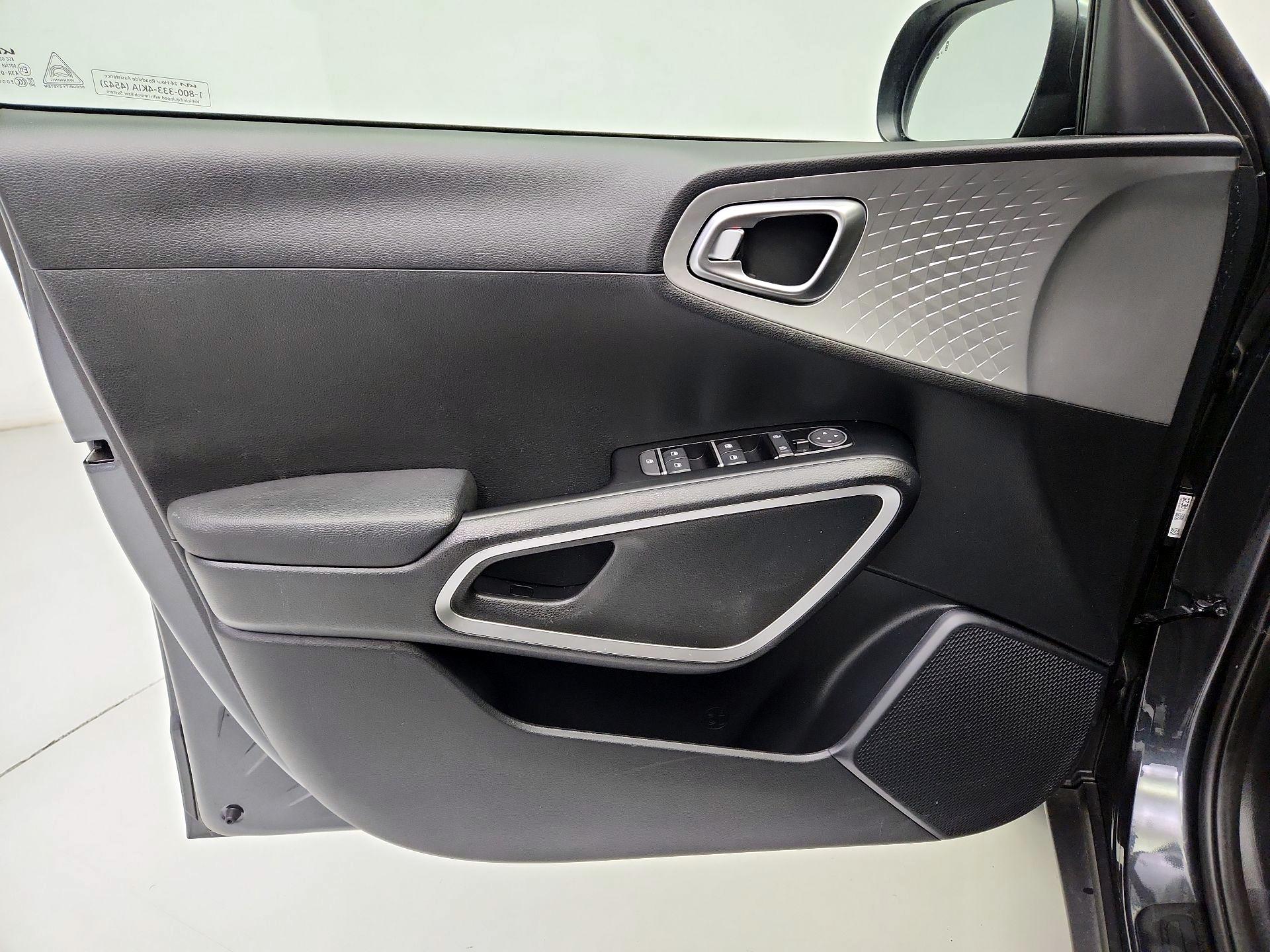 Thumbnail: 2025 Kia Soul - 12